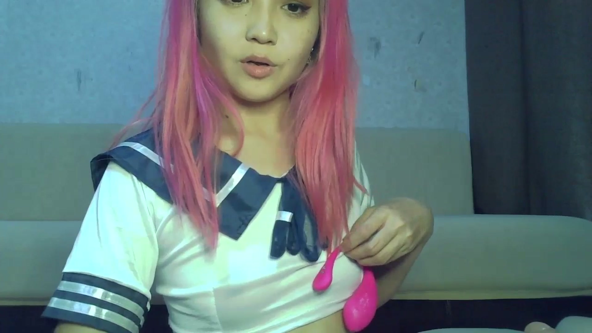 Gallery image thumbnail from CuteAsia's myfreecams stream on, 10/28/2023, 17:04 image 5 of 20