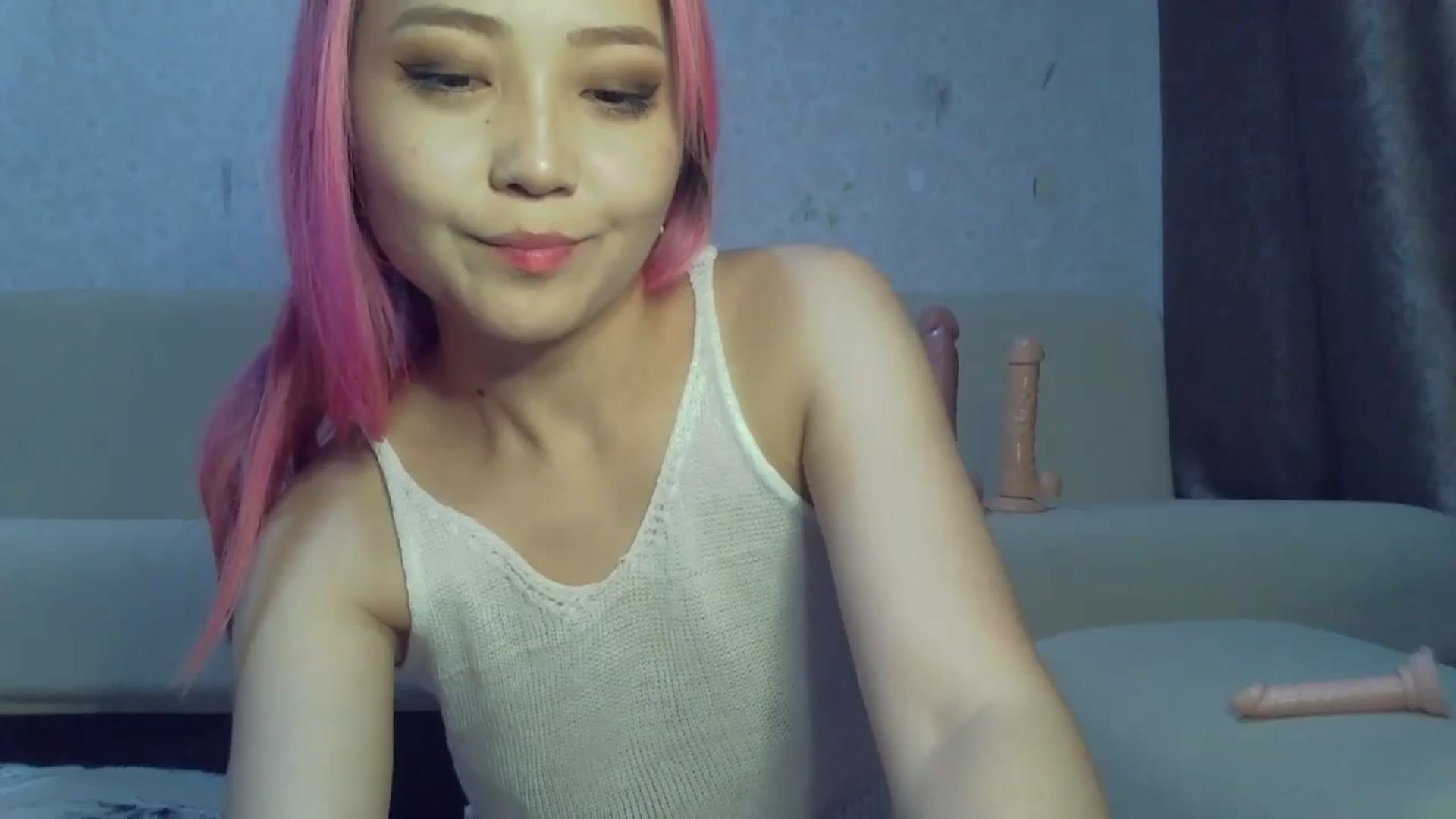 Gallery image thumbnail from CuteAsia's myfreecams stream on, 10/29/2023, 14:17 image 18 of 20