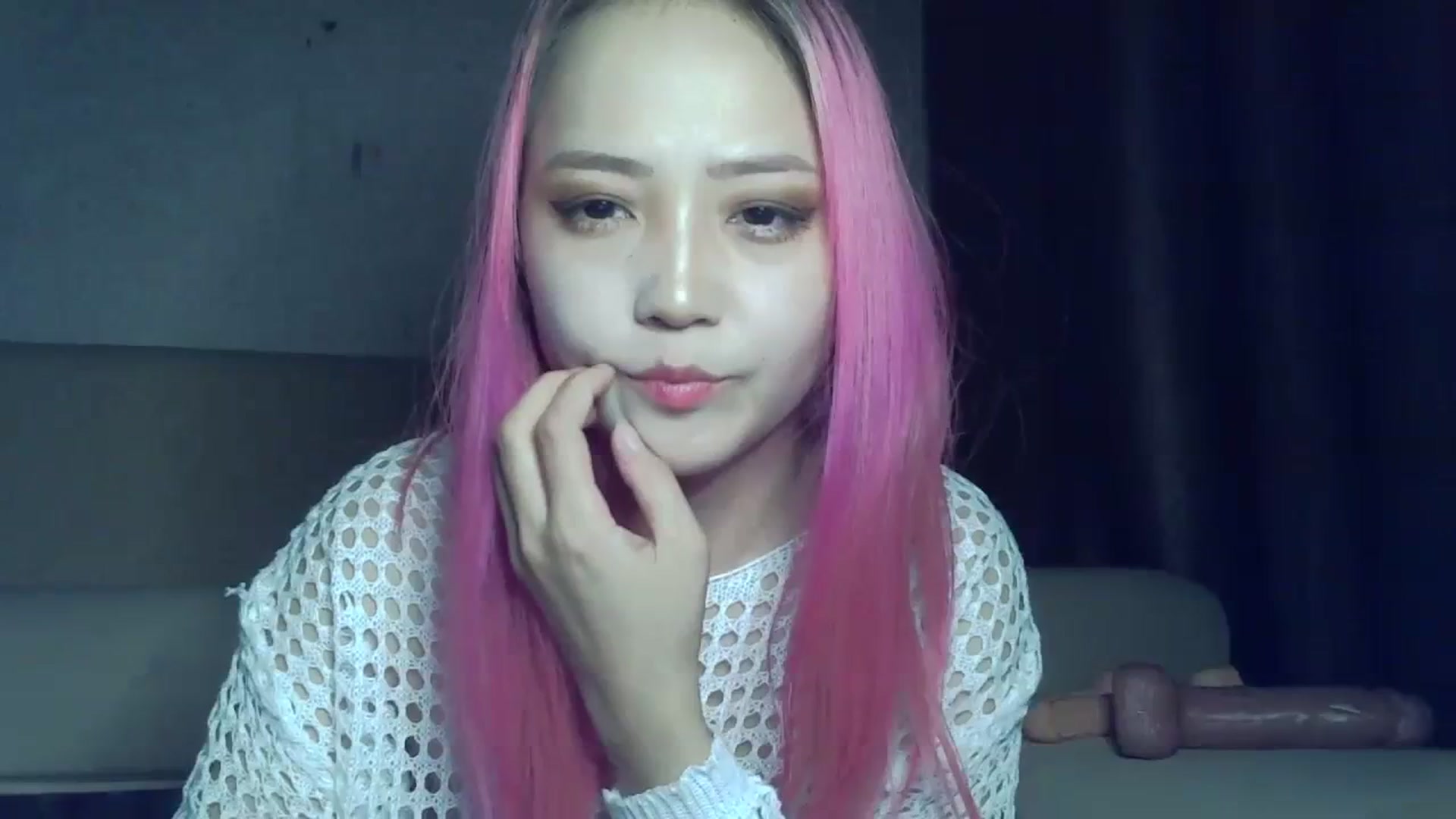 Gallery image thumbnail from CuteAsia's myfreecams stream on, 10/31/2023, 14:58 image 1 of 20