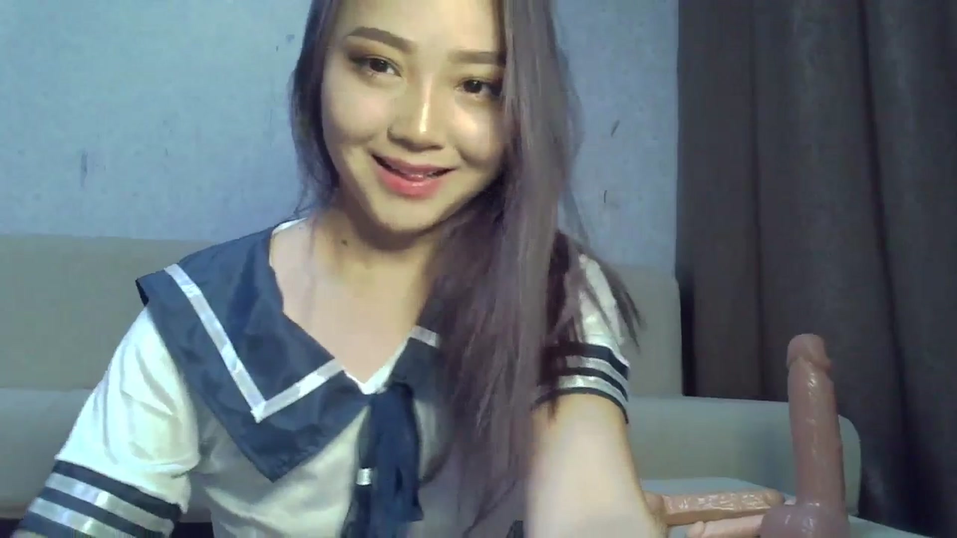 Gallery image thumbnail from CuteAsia's myfreecams stream on, 11/21/2023, 16:36 image 3 of 20