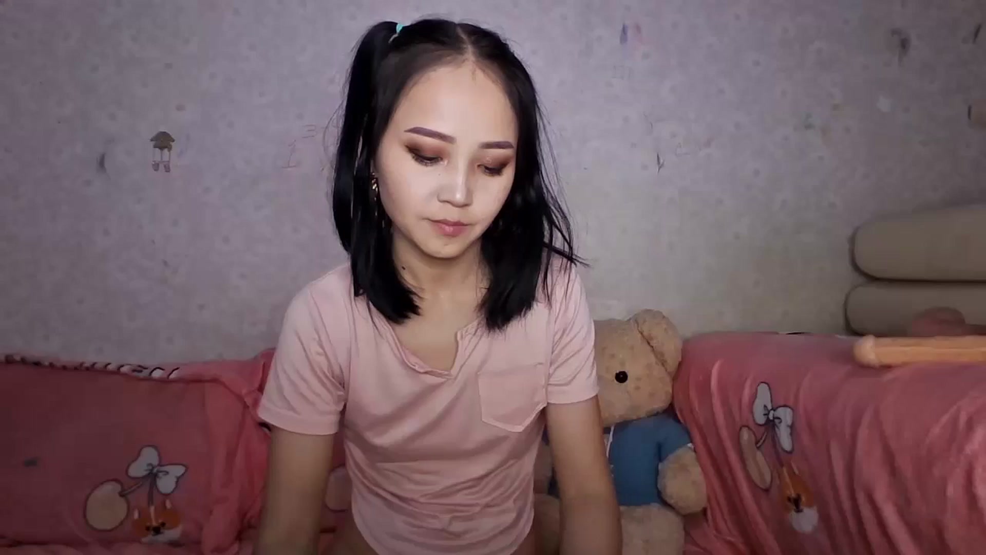 Gallery image thumbnail from CuteBabyGIrl's myfreecams stream on, 05/04/2025, 13:18 image 6 of 20