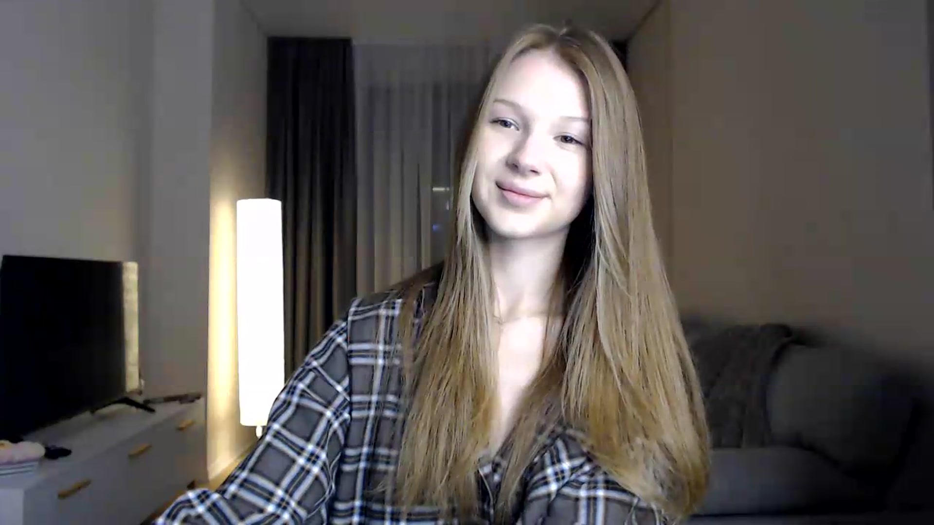 Gallery image thumbnail from CuteBlonde's myfreecams stream on, 06/11/2026, 19:36 image 9 of 20