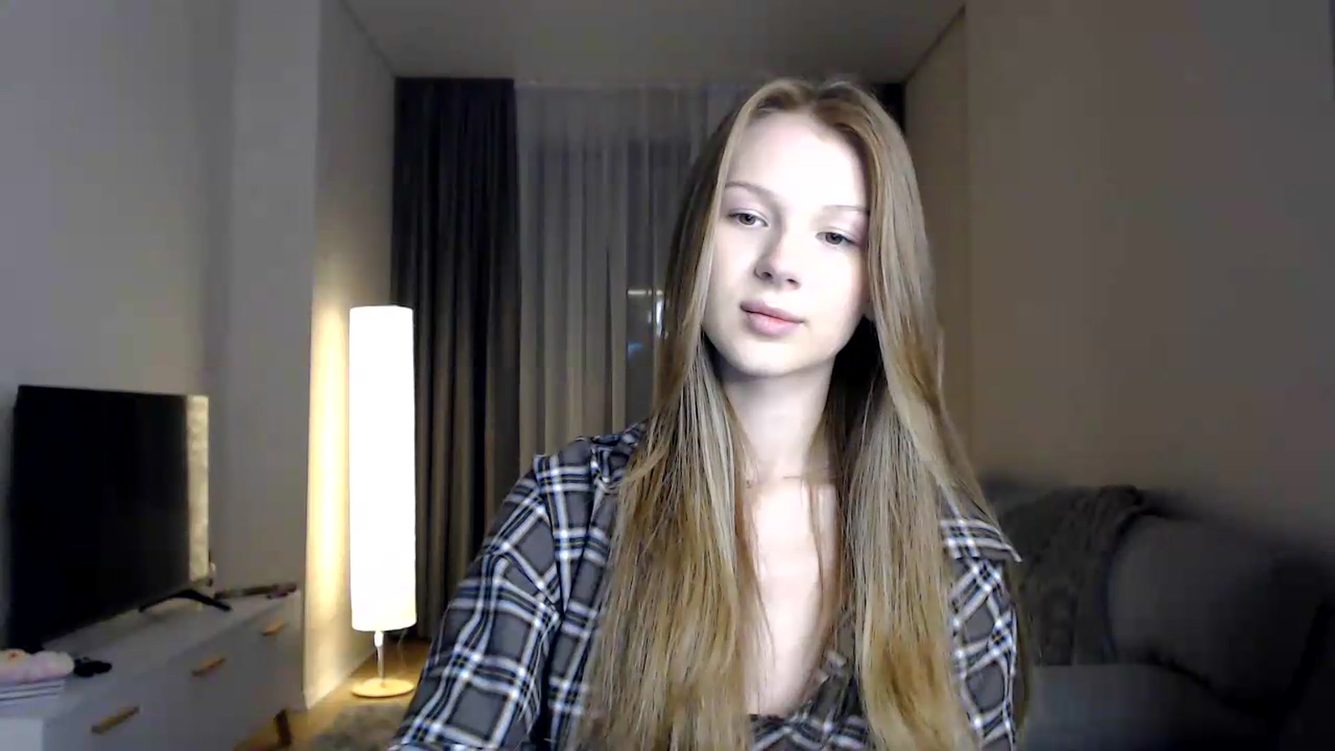 Gallery image thumbnail from CuteBlonde's myfreecams stream on, 06/11/2026, 20:32 image 17 of 20