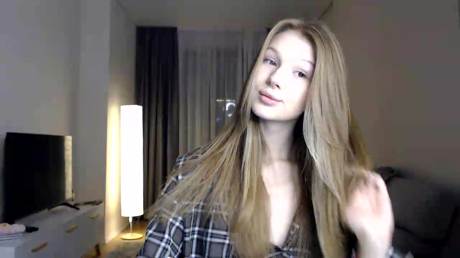 Gallery image thumbnail from CuteBlonde's myfreecams stream on, 06/11/2026, 20:32 image 7 of 20