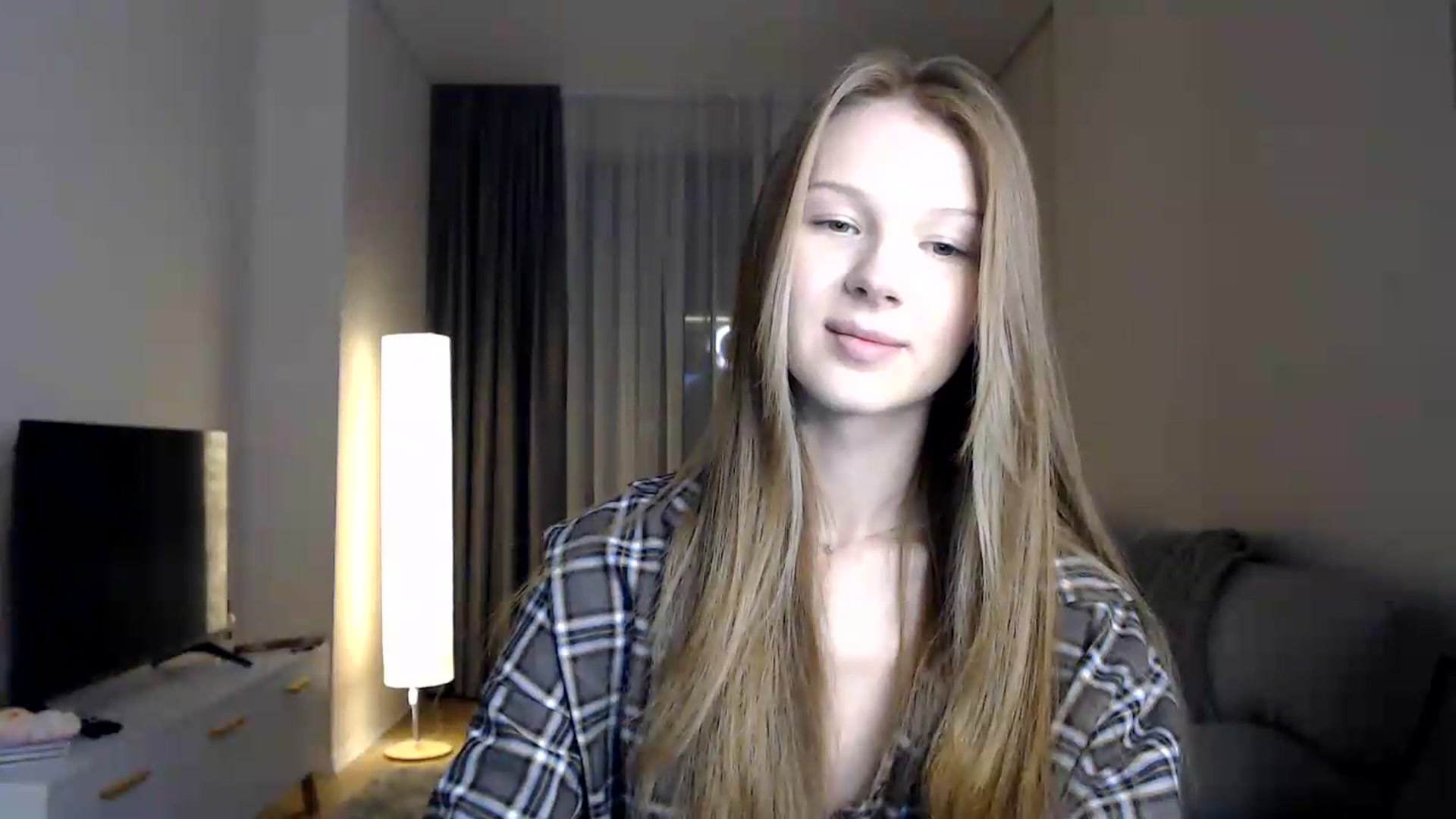 Gallery image thumbnail from CuteBlonde's myfreecams stream on, 06/11/2026, 20:32 image 14 of 20