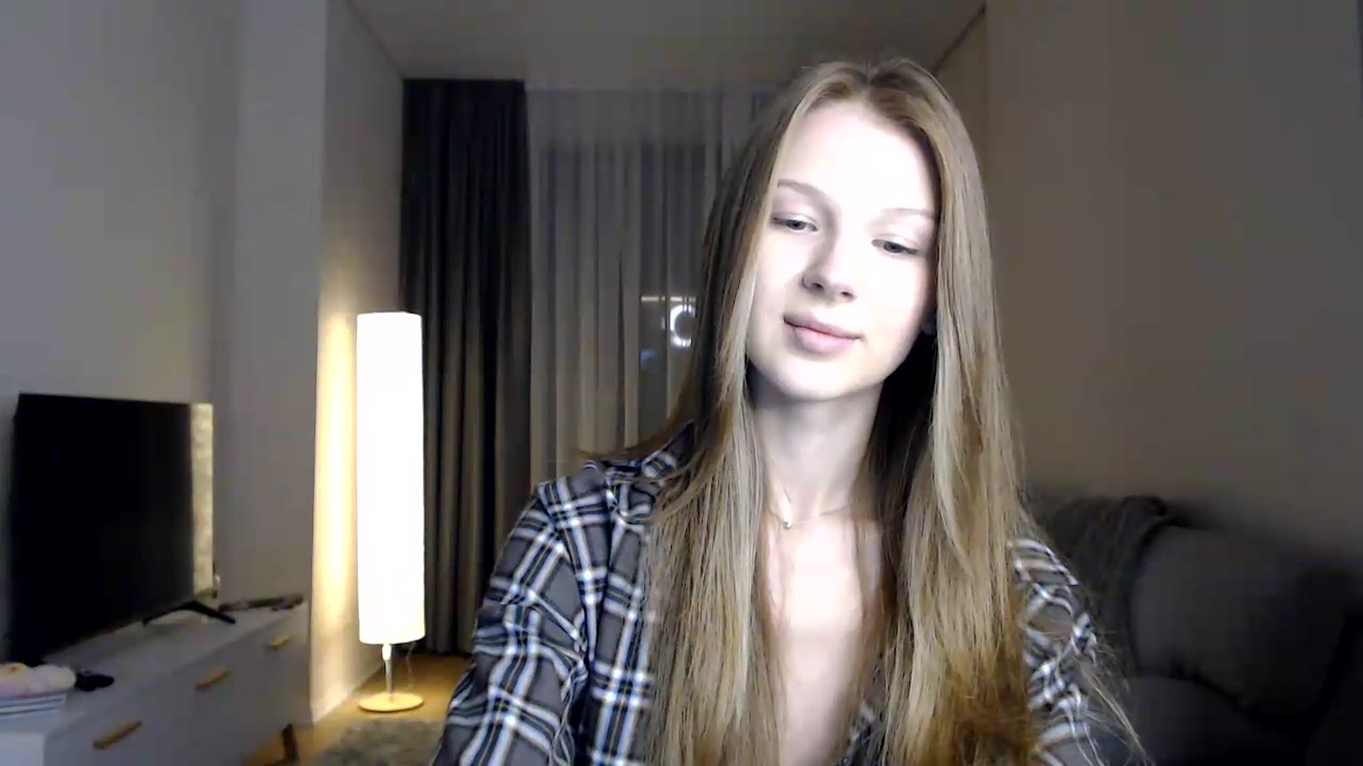 Gallery image thumbnail from CuteBlonde's myfreecams stream on, 06/11/2026, 20:32 image 19 of 20
