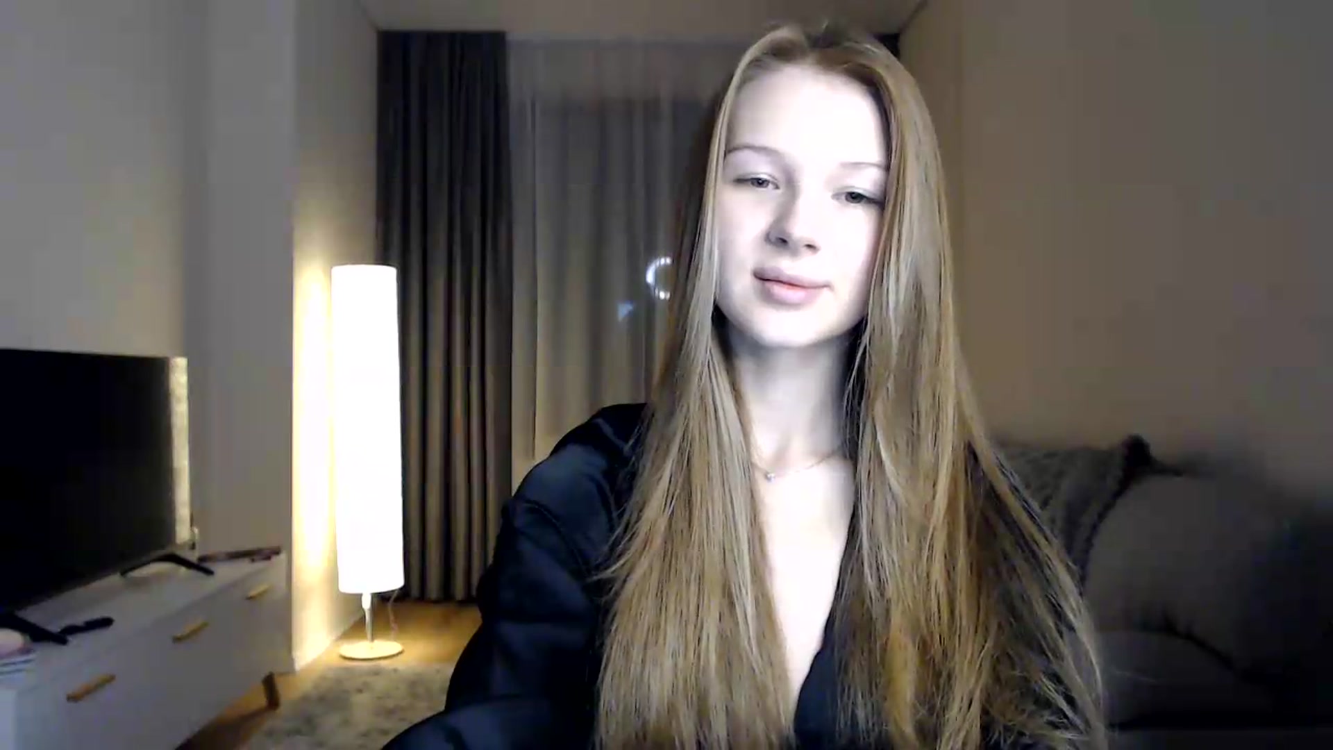 Gallery image thumbnail from CuteBlonde's myfreecams stream on, 06/15/2026, 23:43 image 12 of 20
