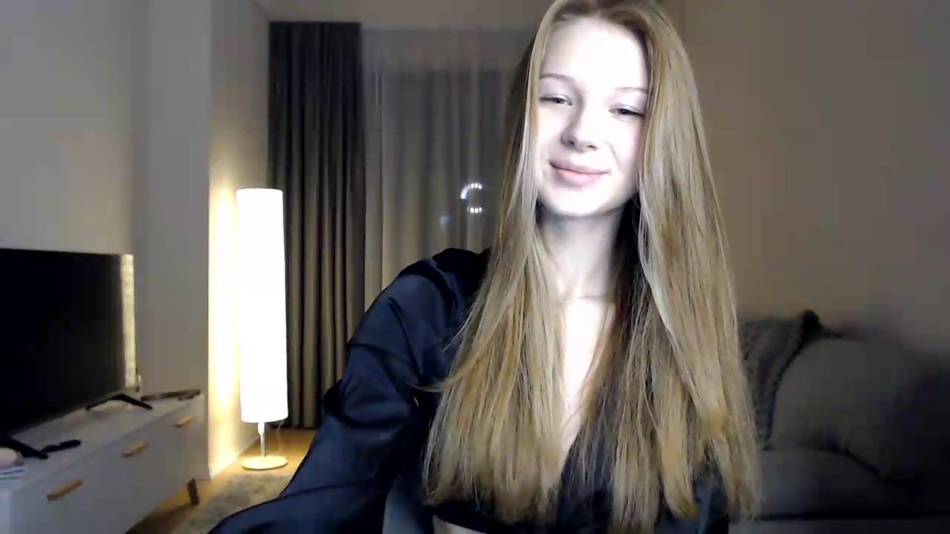 Gallery image thumbnail from CuteBlonde's myfreecams stream on, 06/15/2026, 23:43 image 19 of 20