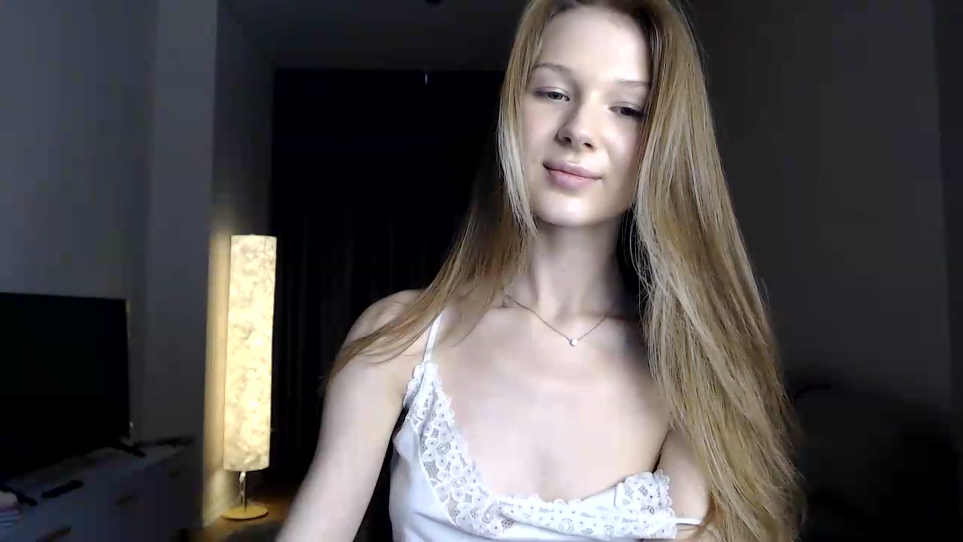 Gallery image thumbnail from CuteBlonde's myfreecams stream on, 06/18/2026, 17:09 image 6 of 20