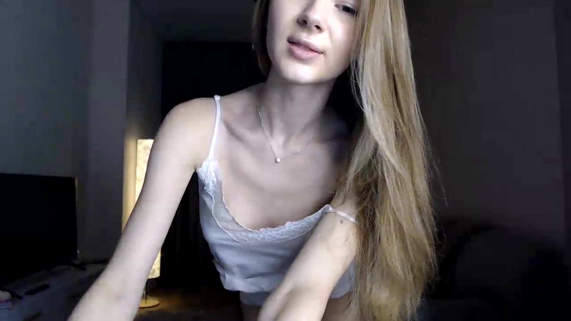 Gallery image thumbnail from CuteBlonde's myfreecams stream on, 06/18/2026, 17:09 image 2 of 20