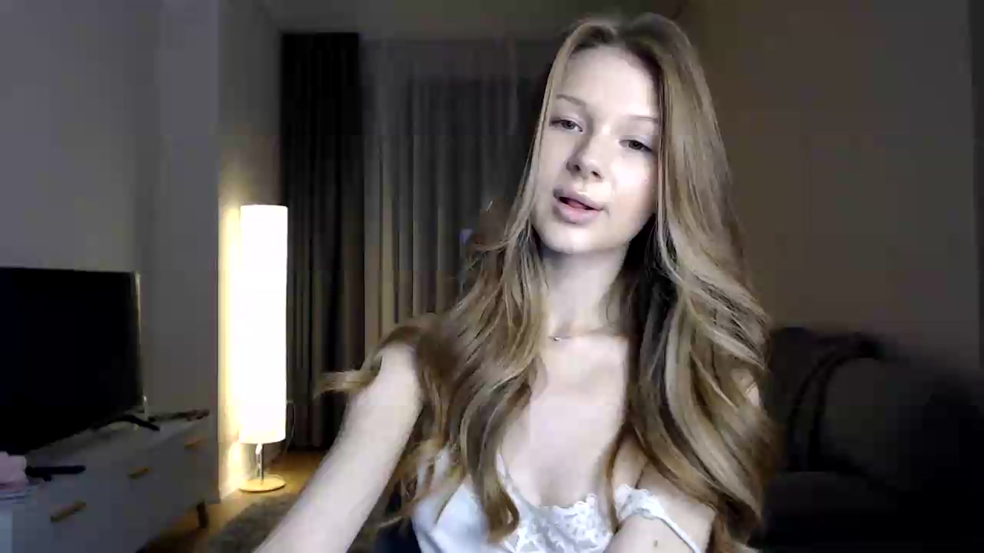 Gallery image thumbnail from CuteBlonde's myfreecams stream on, 06/18/2026, 21:57 image 20 of 20