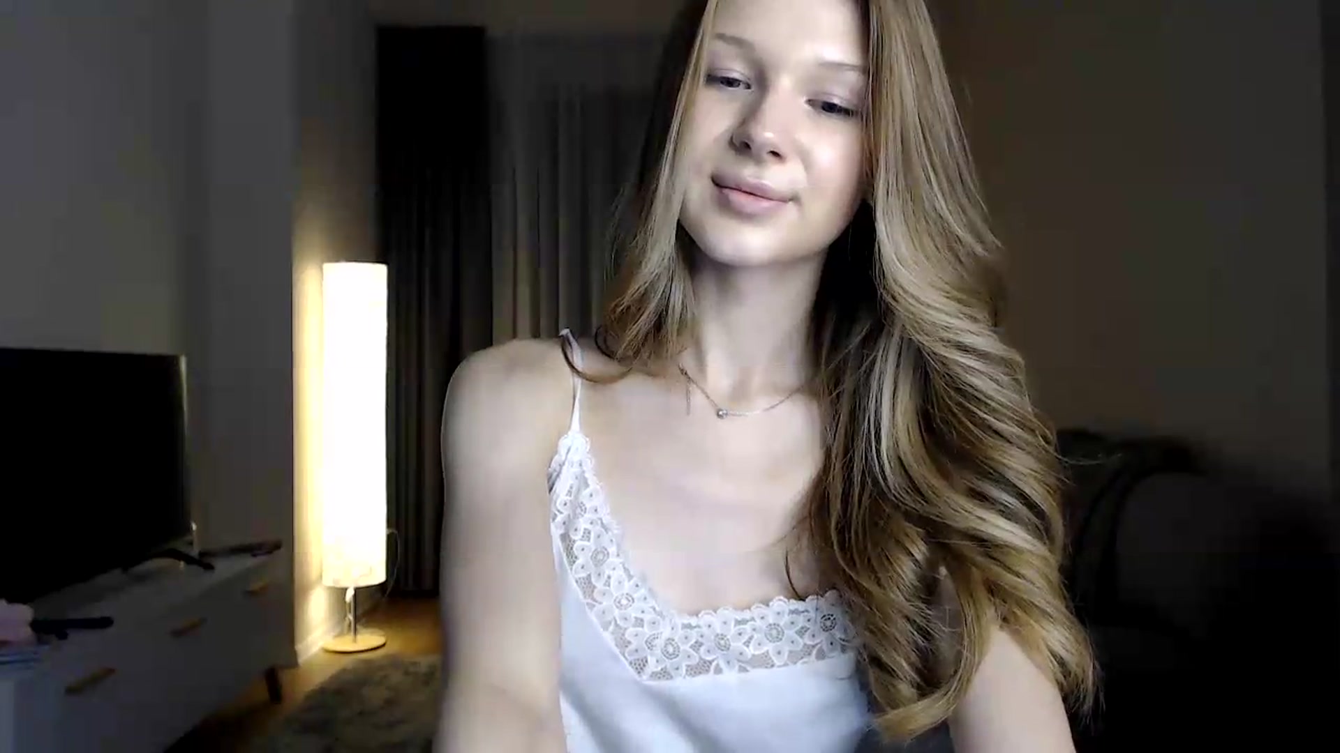 Gallery image thumbnail from CuteBlonde's myfreecams stream on, 06/18/2026, 21:57 image 3 of 20