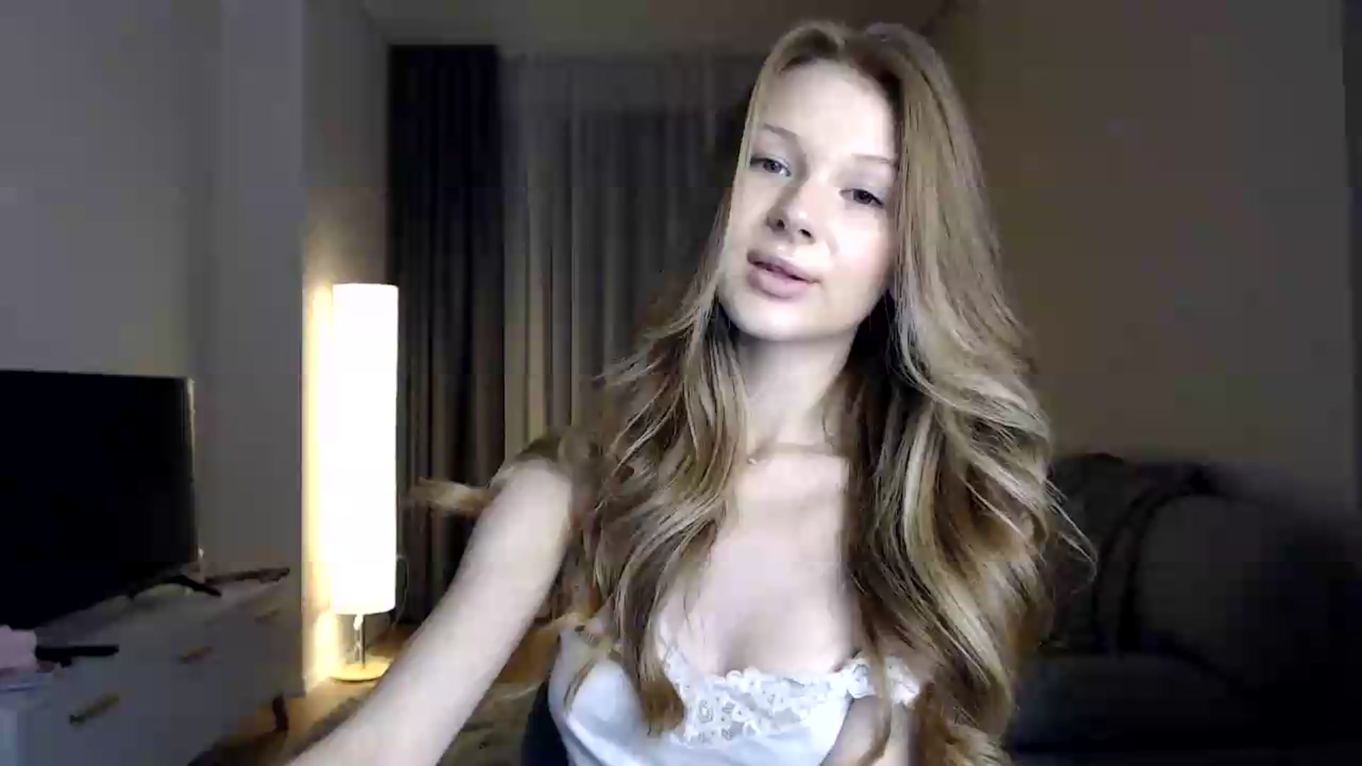 Gallery image thumbnail from CuteBlonde's myfreecams stream on, 06/18/2026, 21:57 image 19 of 20