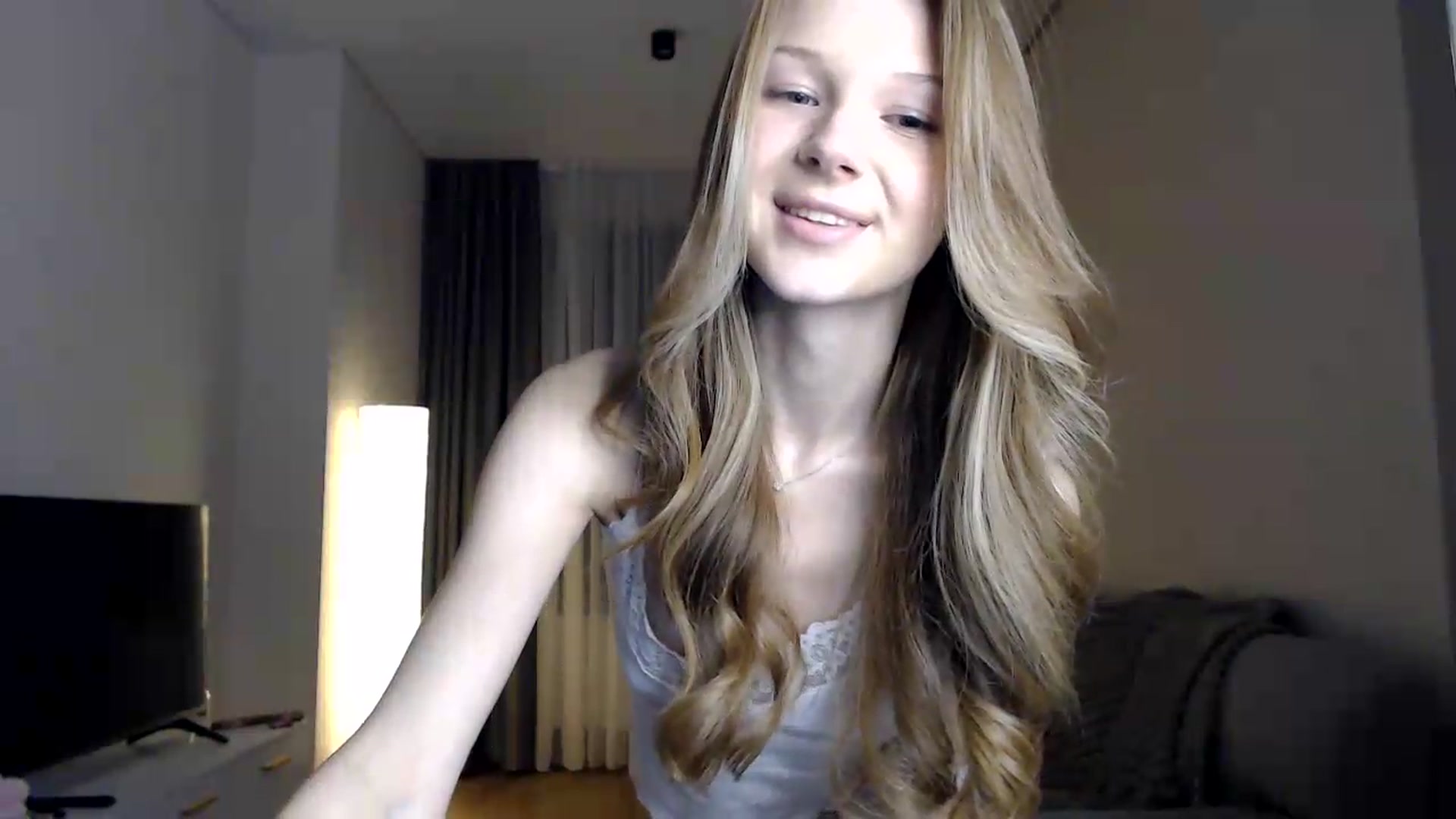 Gallery image thumbnail from CuteBlonde's myfreecams stream on, 06/18/2026, 22:19 image 2 of 20