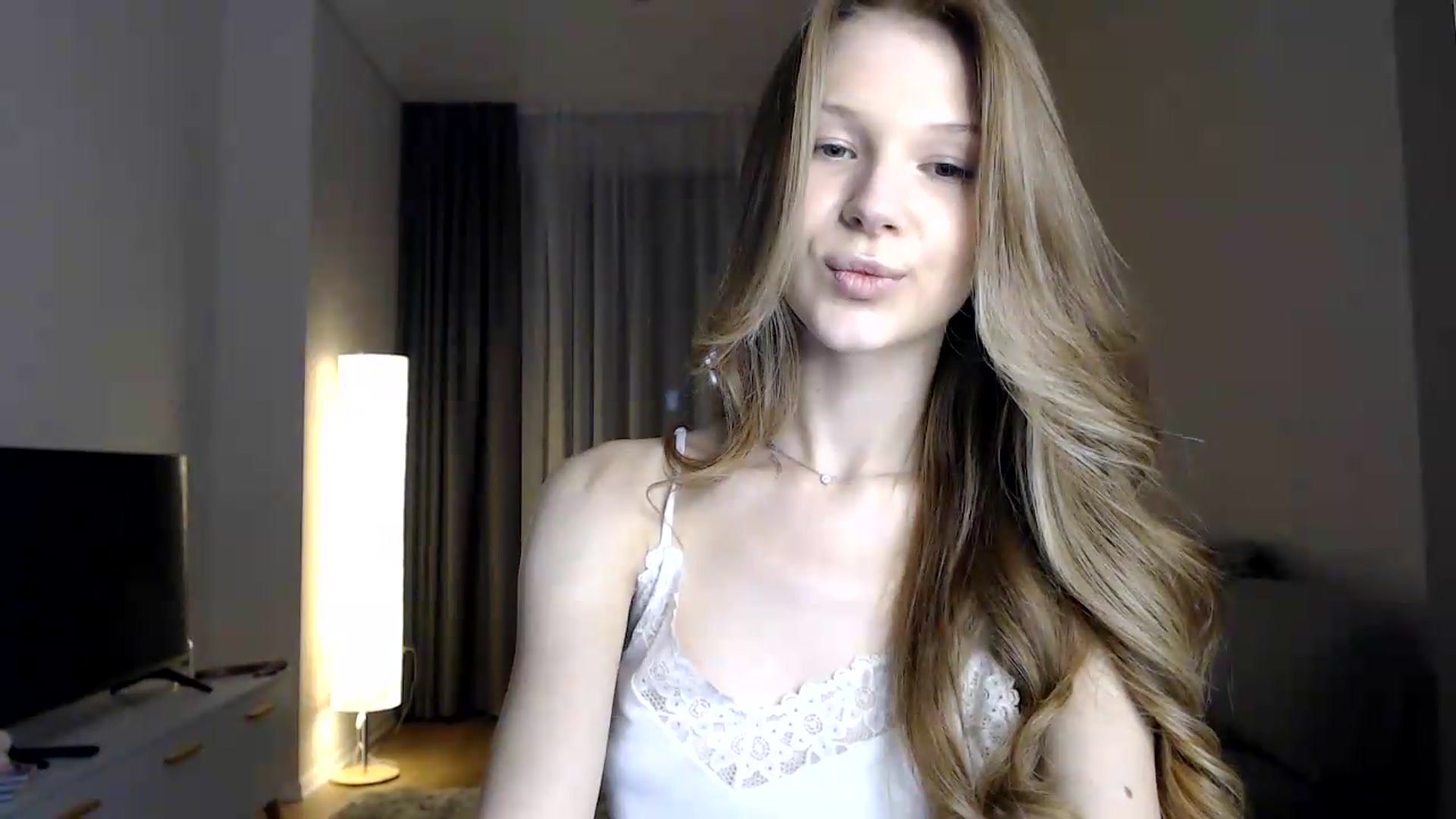 Gallery image thumbnail from CuteBlonde's myfreecams stream on, 06/18/2026, 22:19 image 14 of 20