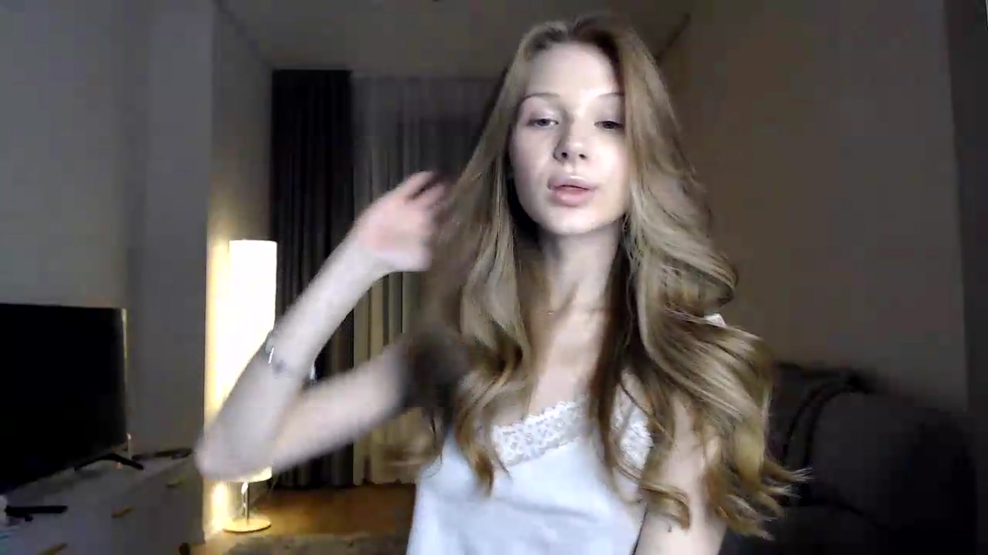 Gallery image thumbnail from CuteBlonde's myfreecams stream on, 06/18/2026, 22:19 image 20 of 20