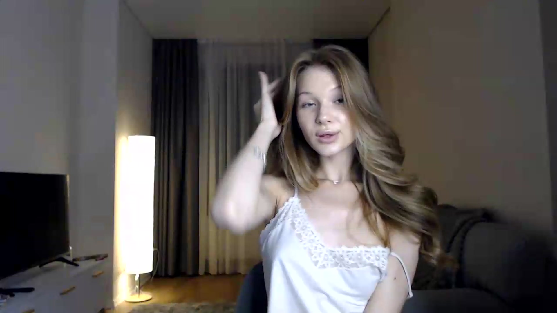 Gallery image thumbnail from CuteBlonde's myfreecams stream on, 06/18/2026, 23:53 image 10 of 20