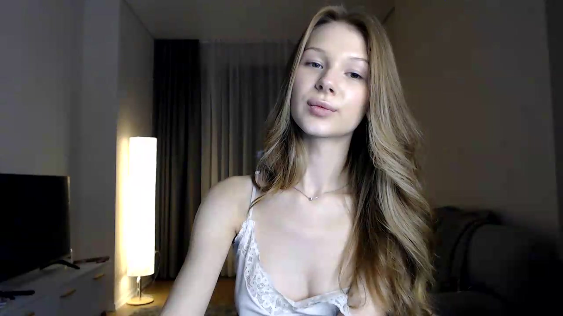 Gallery image thumbnail from CuteBlonde's myfreecams stream on, 06/18/2026, 23:53 image 16 of 20