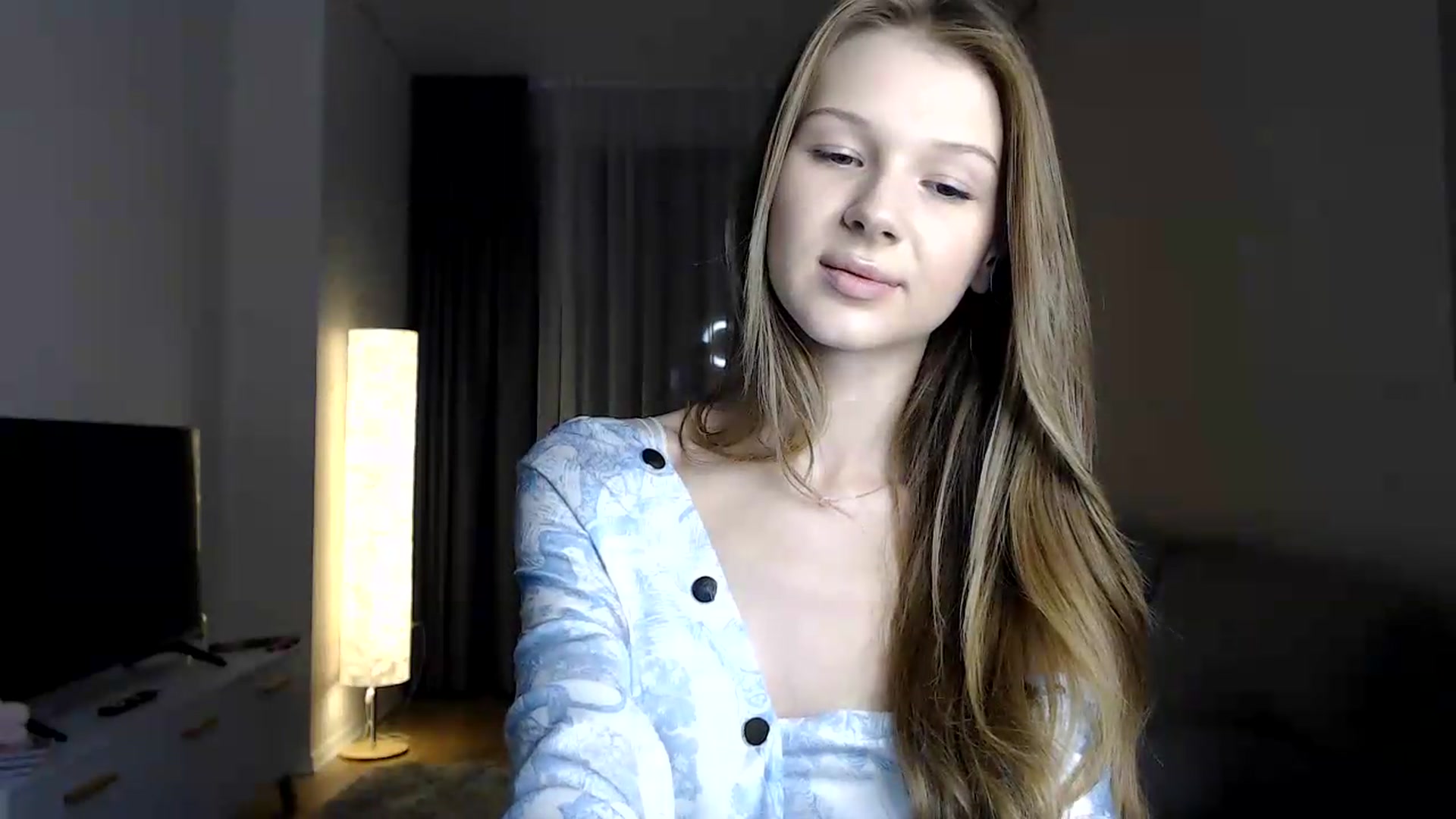 Gallery image thumbnail from CuteBlonde's myfreecams stream on, 06/19/2026, 23:26 image 18 of 20