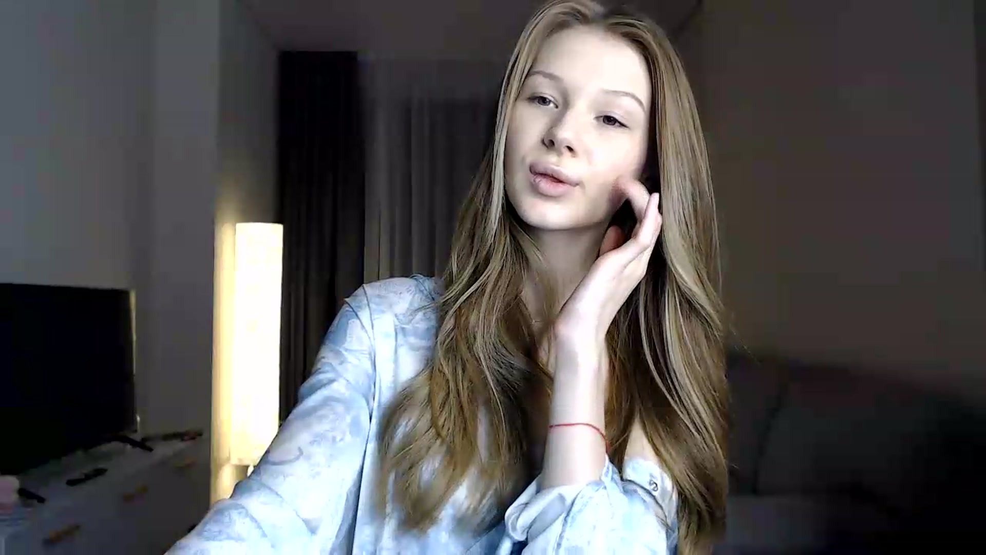 Gallery image thumbnail from CuteBlonde's myfreecams stream on, 06/19/2026, 23:26 image 20 of 20
