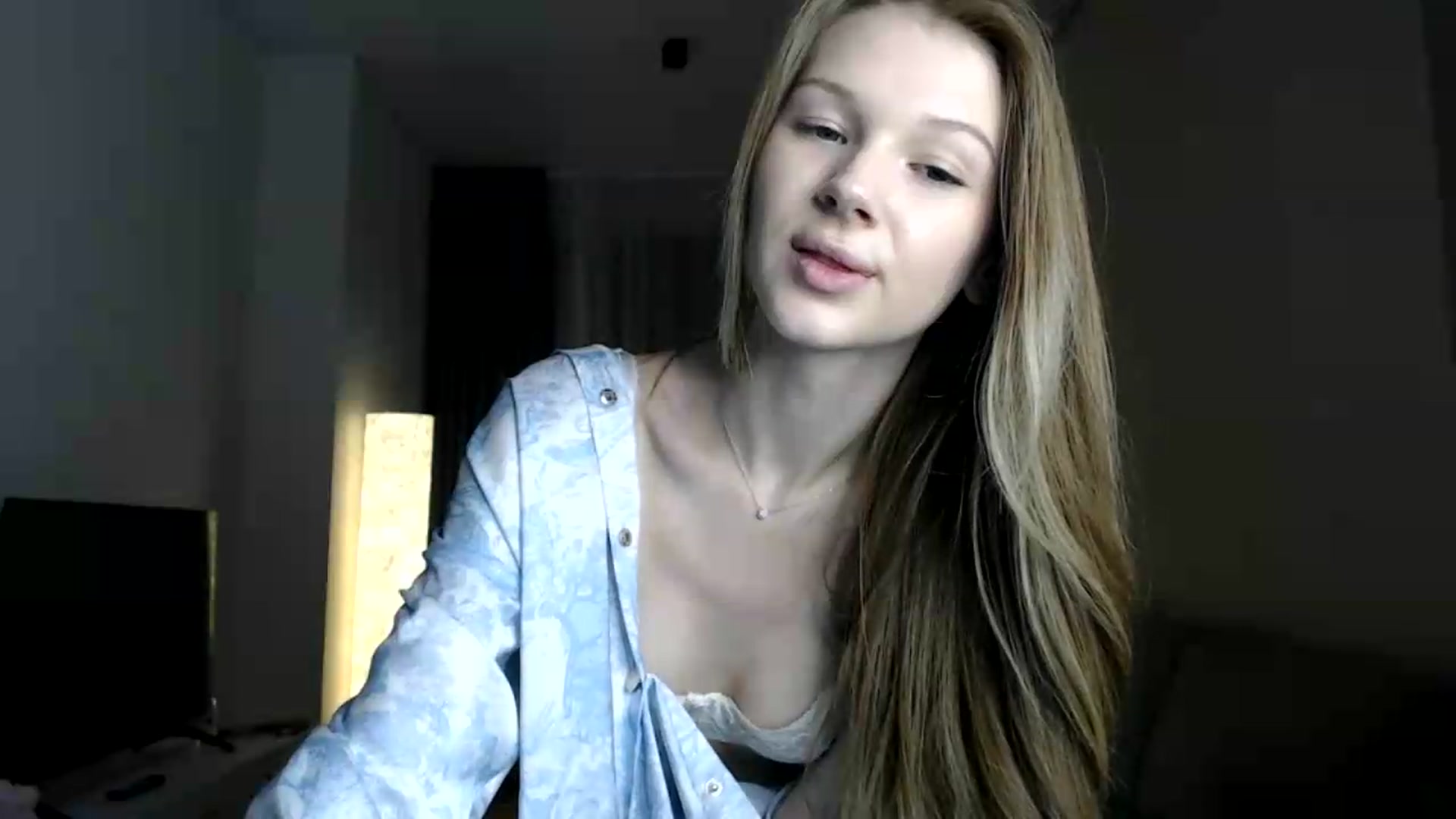 Gallery image thumbnail from CuteBlonde's myfreecams stream on, 06/20/2026, 24:20 image 16 of 20