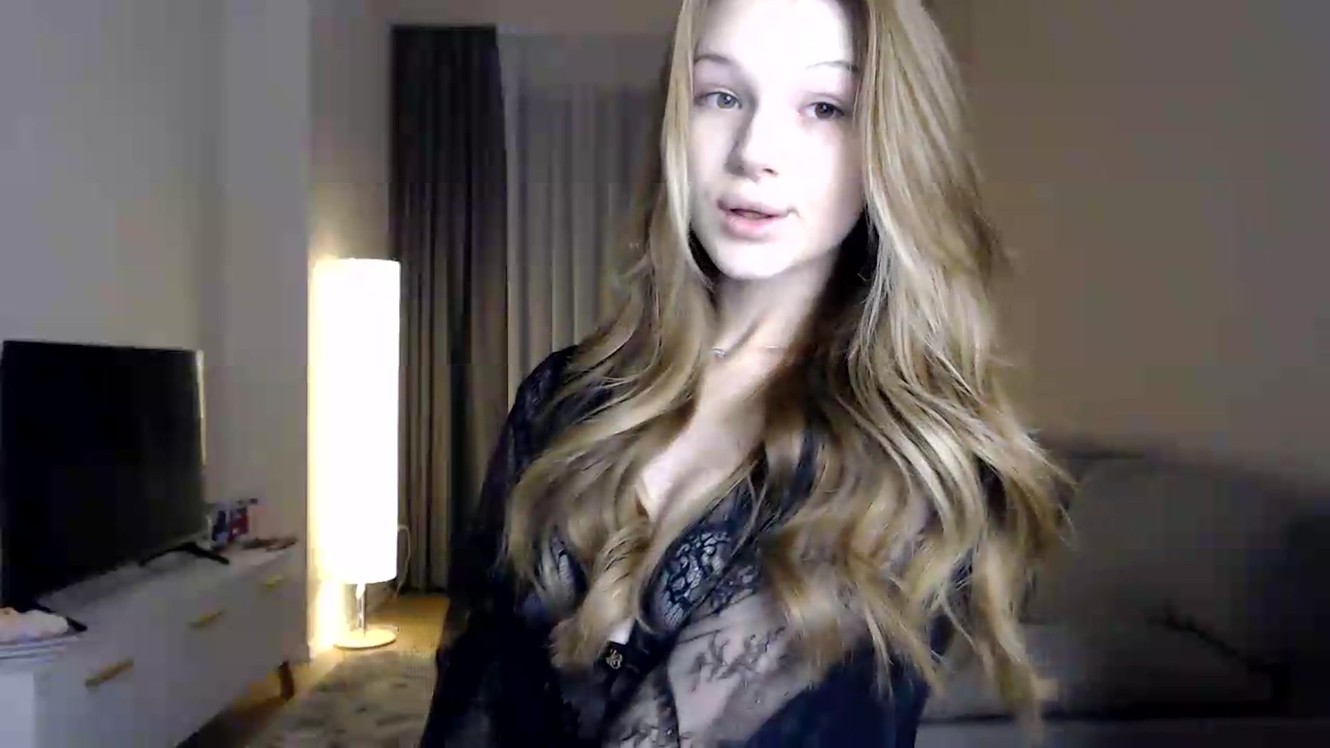 Gallery image thumbnail from CuteBlonde's myfreecams stream on, 06/20/2026, 21:55 image 16 of 20