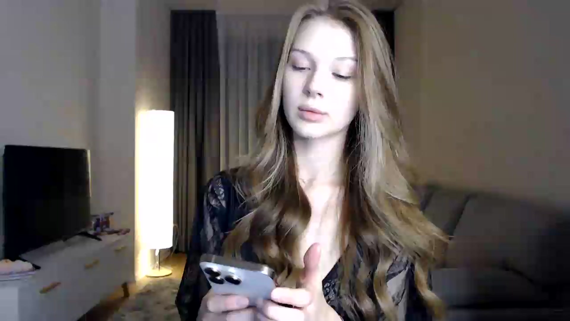Gallery image thumbnail from CuteBlonde's myfreecams stream on, 06/21/2026, 24:49 image 1 of 20
