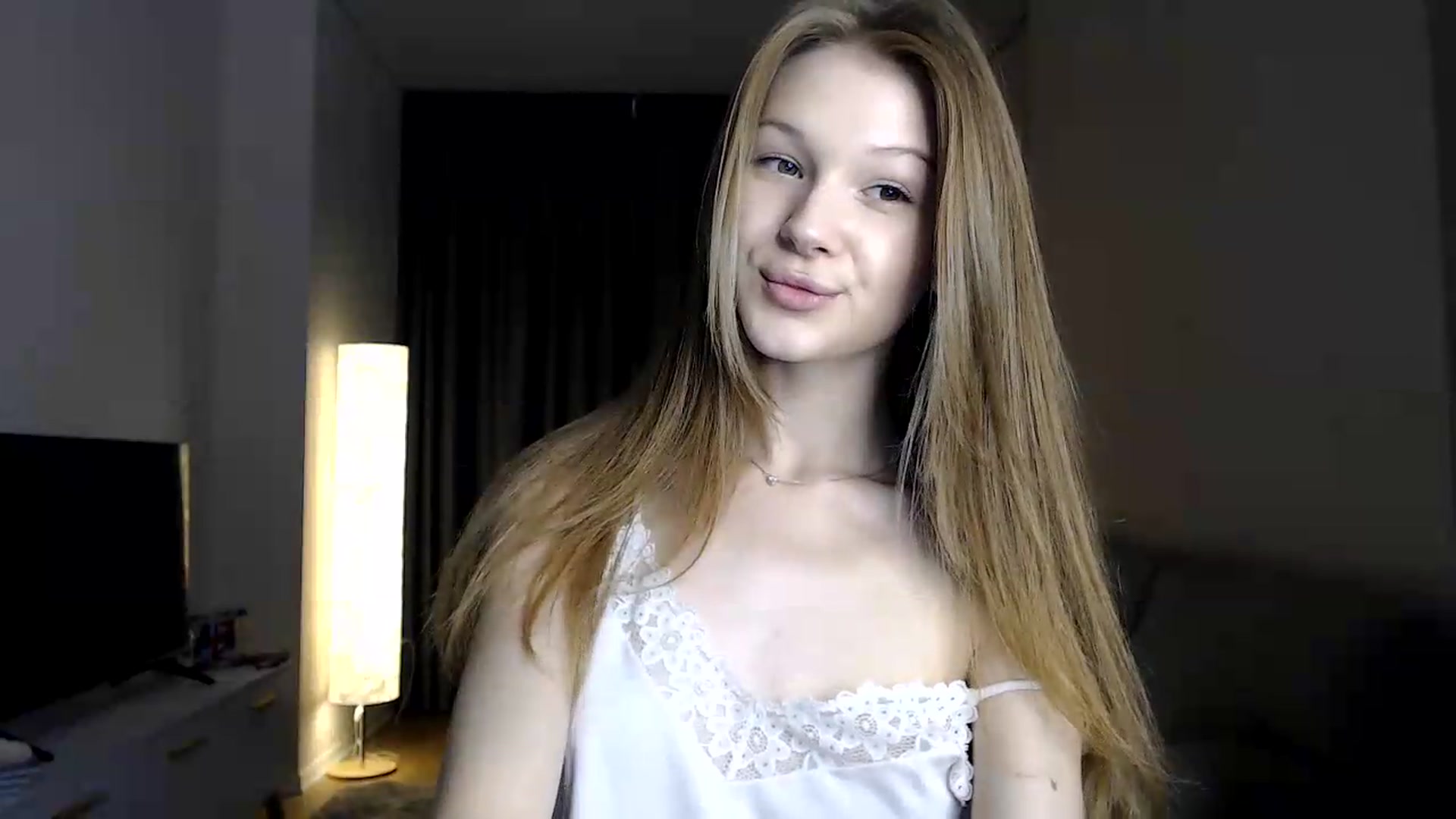 Gallery image thumbnail from CuteBlonde's myfreecams stream on, 06/21/2026, 17:23 image 17 of 20