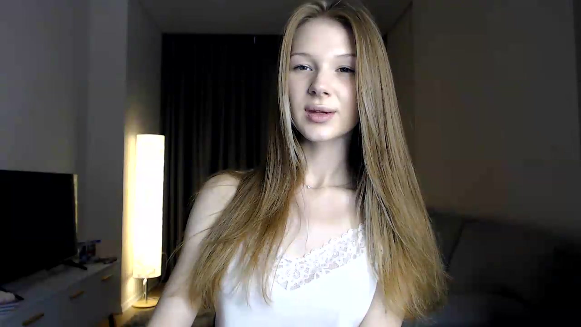 Gallery image thumbnail from CuteBlonde's myfreecams stream on, 06/21/2026, 17:23 image 18 of 20