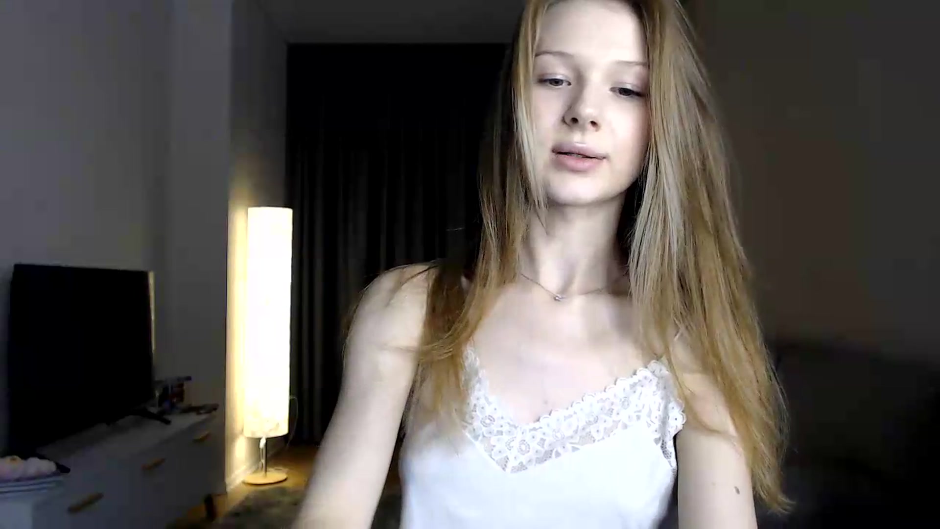 Gallery image thumbnail from CuteBlonde's myfreecams stream on, 06/21/2026, 18:33 image 14 of 20