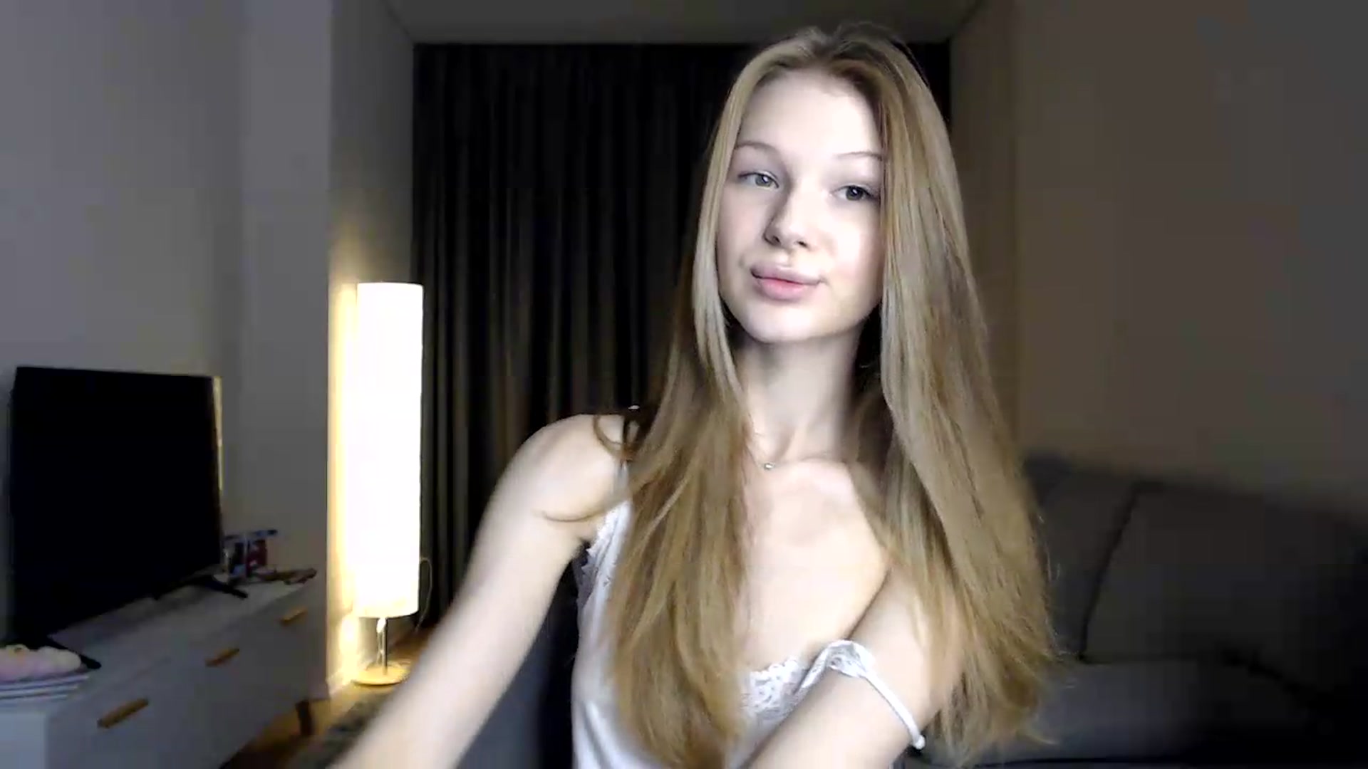 Gallery image thumbnail from CuteBlonde's myfreecams stream on, 06/21/2026, 18:33 image 3 of 20