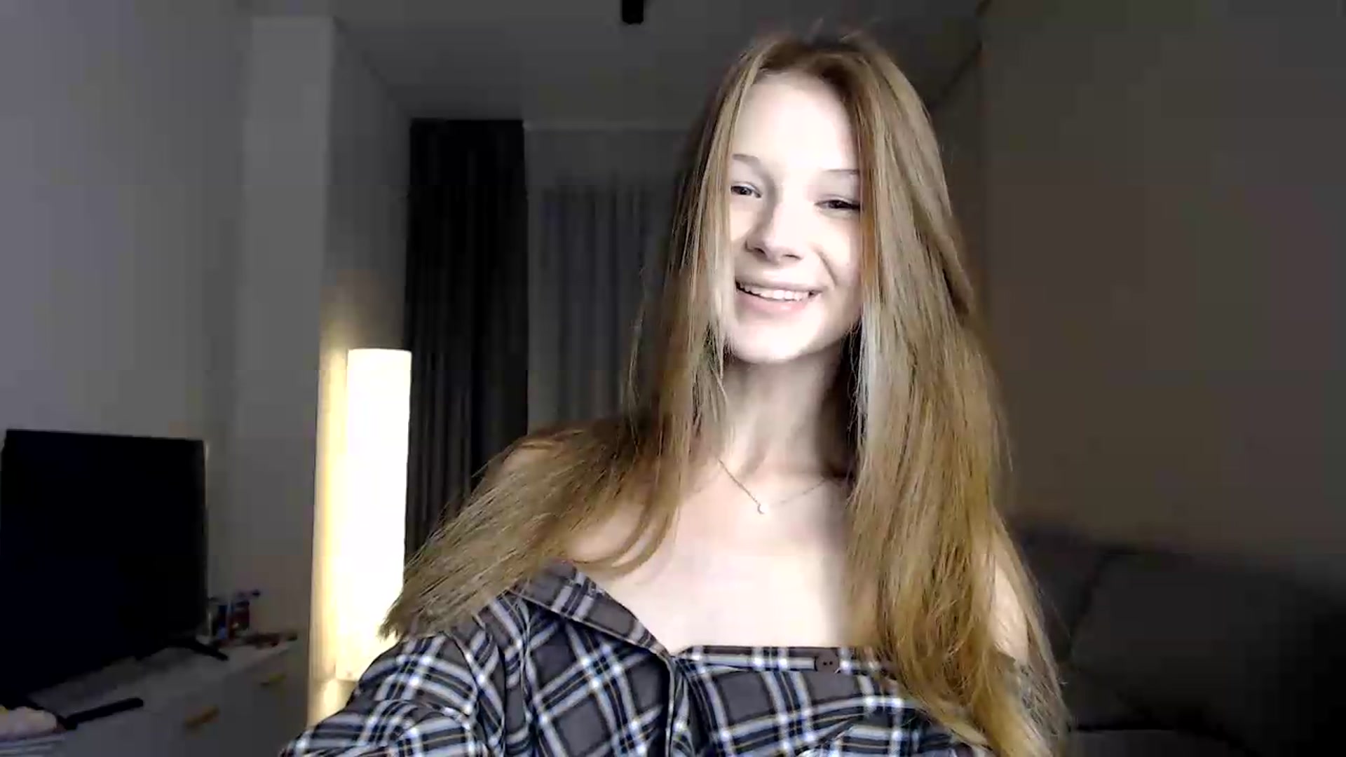 Gallery image thumbnail from CuteBlonde's myfreecams stream on, 06/22/2026, 23:37 image 16 of 20