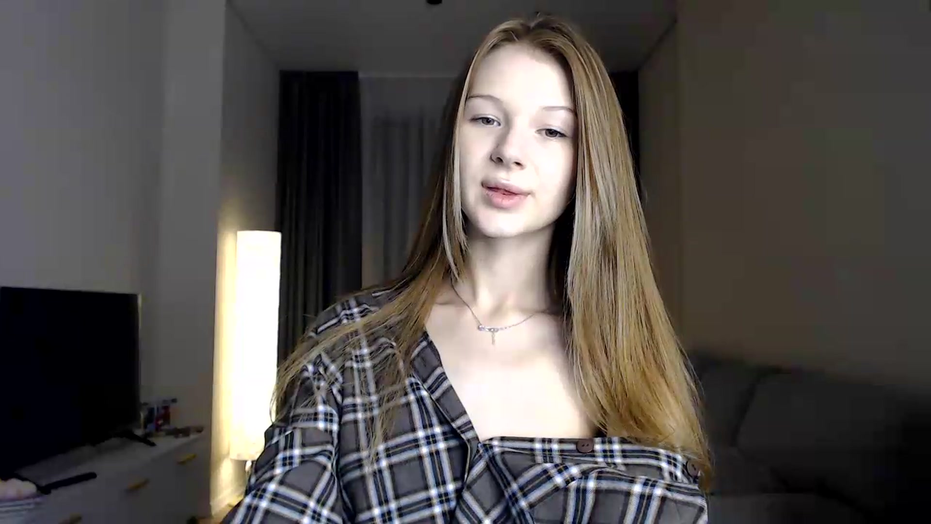 Gallery image thumbnail from CuteBlonde's myfreecams stream on, 06/23/2026, 24:52 image 13 of 20