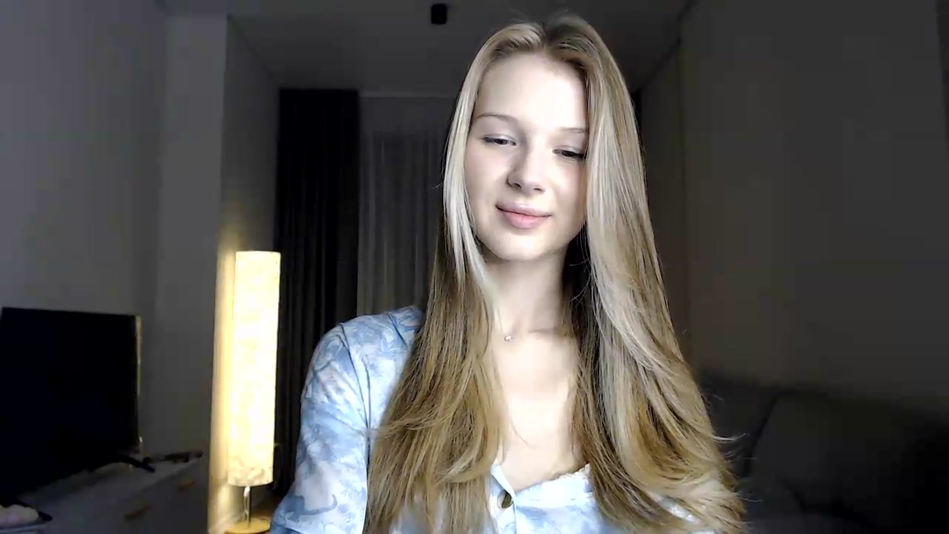 Gallery image thumbnail from CuteBlonde's myfreecams stream on, 06/25/2026, 21:05 image 12 of 20