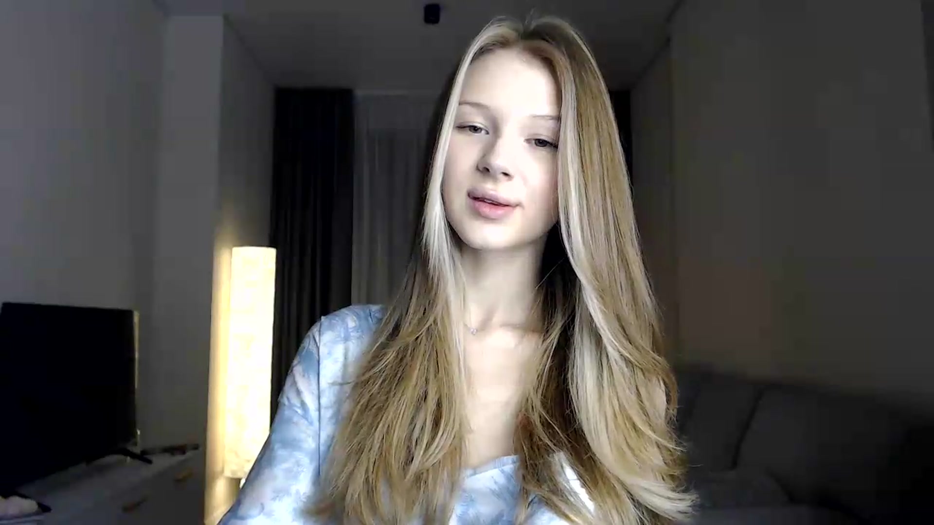 Gallery image thumbnail from CuteBlonde's myfreecams stream on, 06/25/2026, 21:05 image 11 of 20