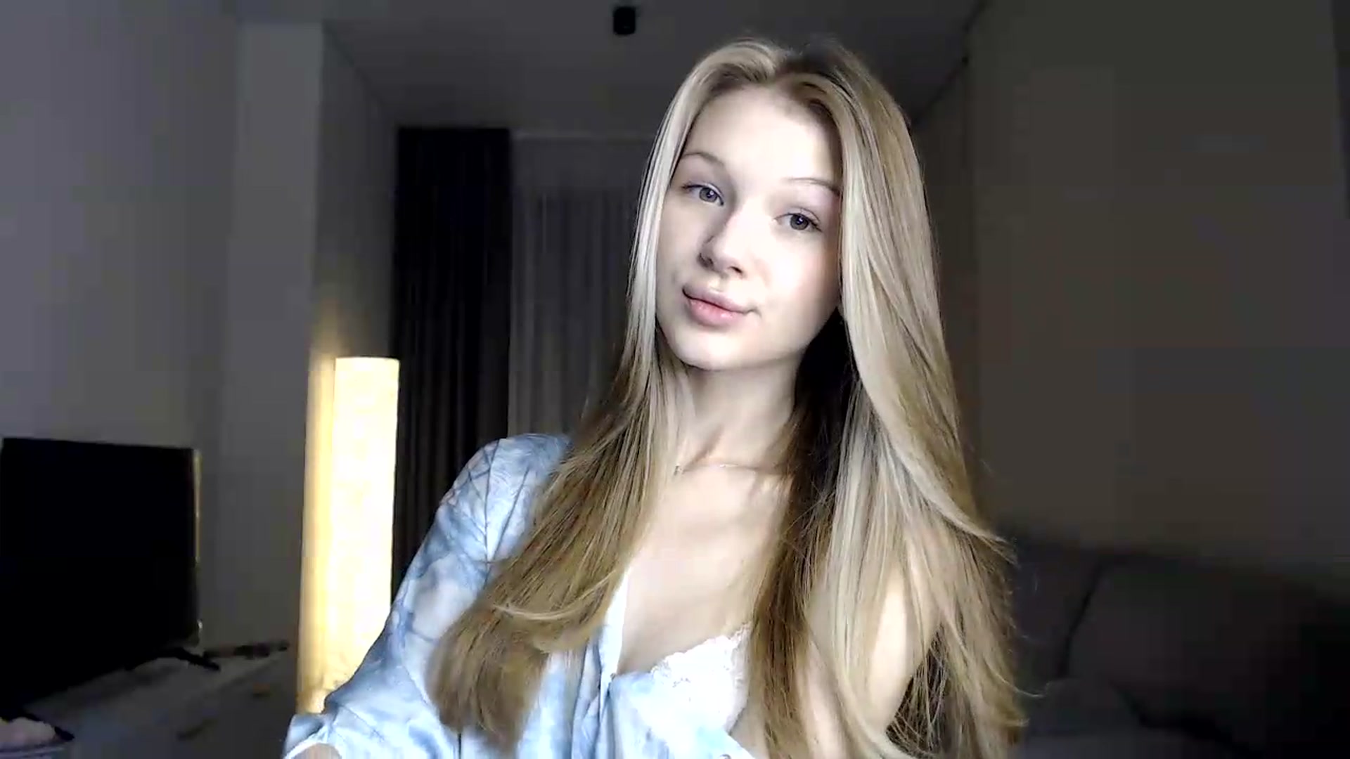 Gallery image thumbnail from CuteBlonde's myfreecams stream on, 06/25/2026, 21:05 image 14 of 20
