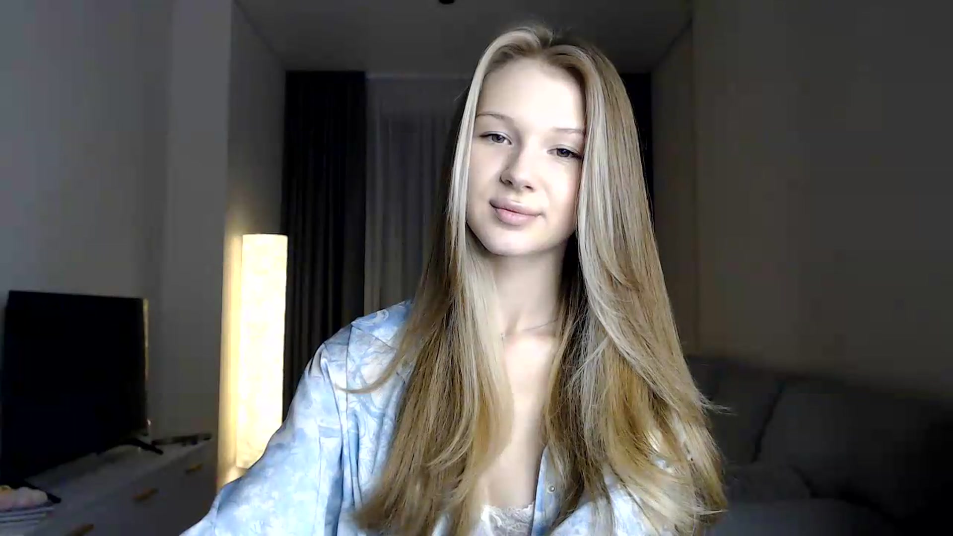 Gallery image thumbnail from CuteBlonde's myfreecams stream on, 06/25/2026, 23:40 image 5 of 20