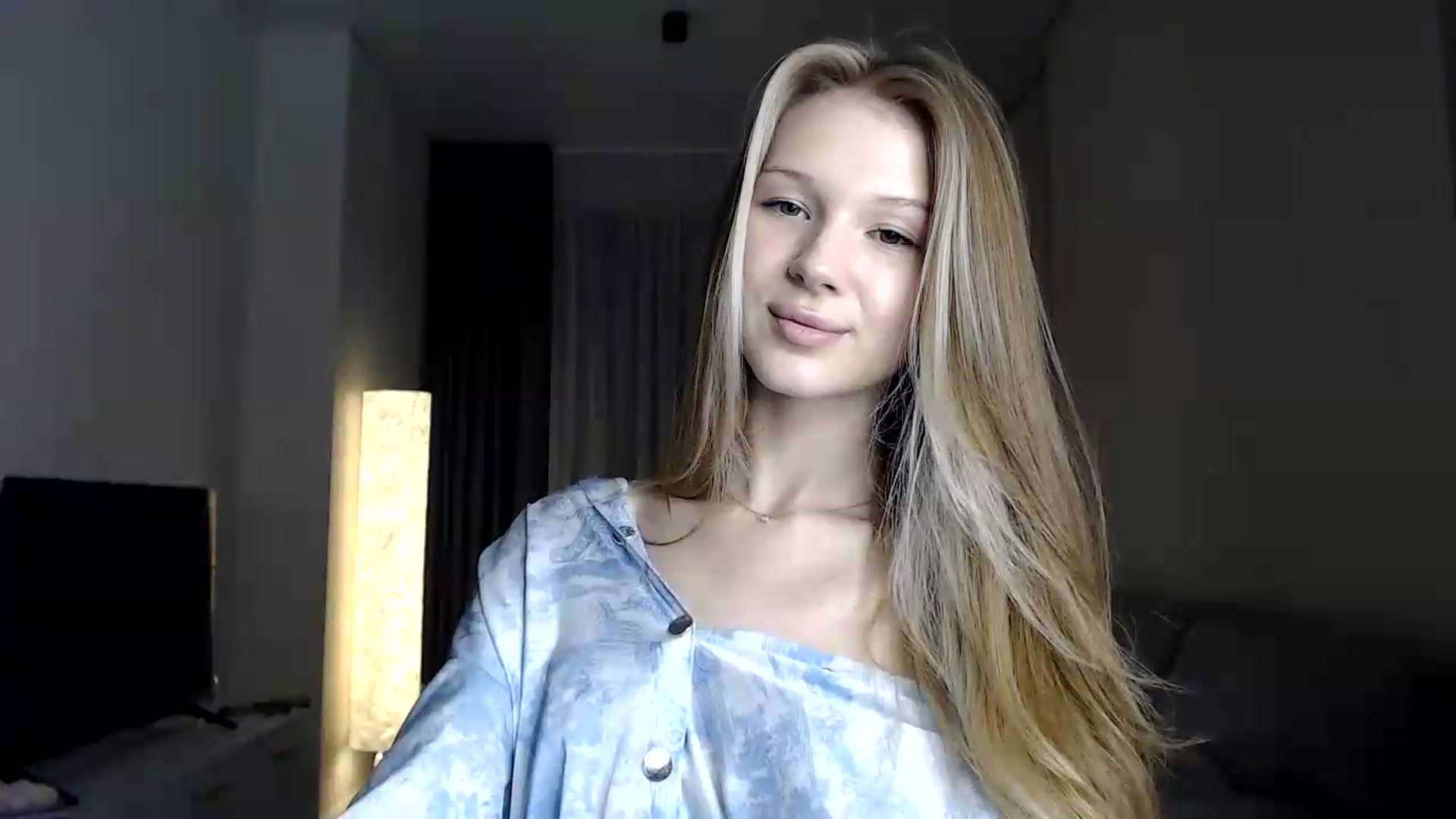 Gallery image thumbnail from CuteBlonde's myfreecams stream on, 06/25/2026, 23:40 image 16 of 20