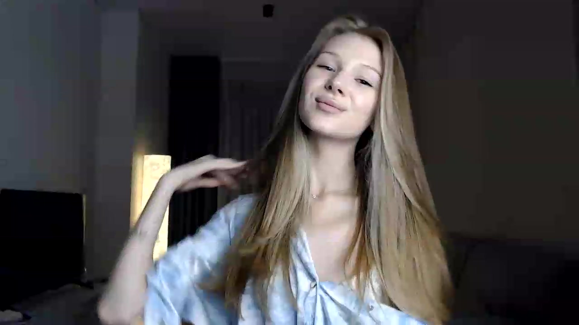 Gallery image thumbnail from CuteBlonde's myfreecams stream on, 06/25/2026, 23:40 image 19 of 20