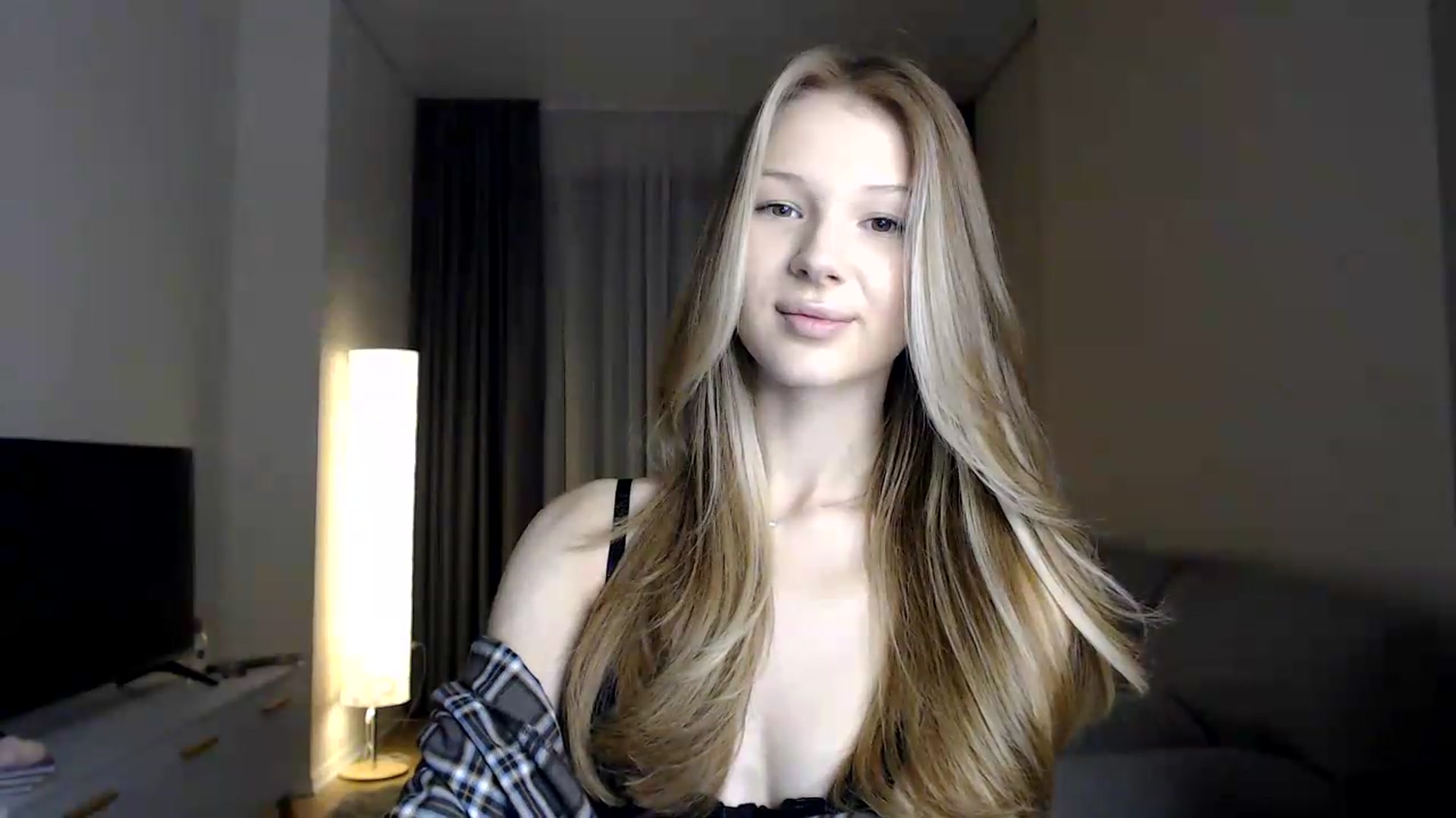 Gallery image thumbnail from CuteBlonde's myfreecams stream on, 06/26/2026, 19:43 image 14 of 20