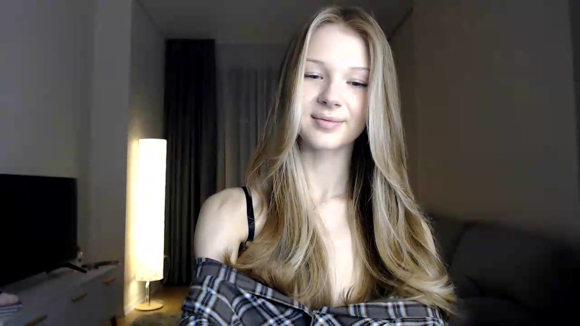 Gallery image thumbnail from CuteBlonde's myfreecams stream on, 06/26/2026, 19:43 image 7 of 20