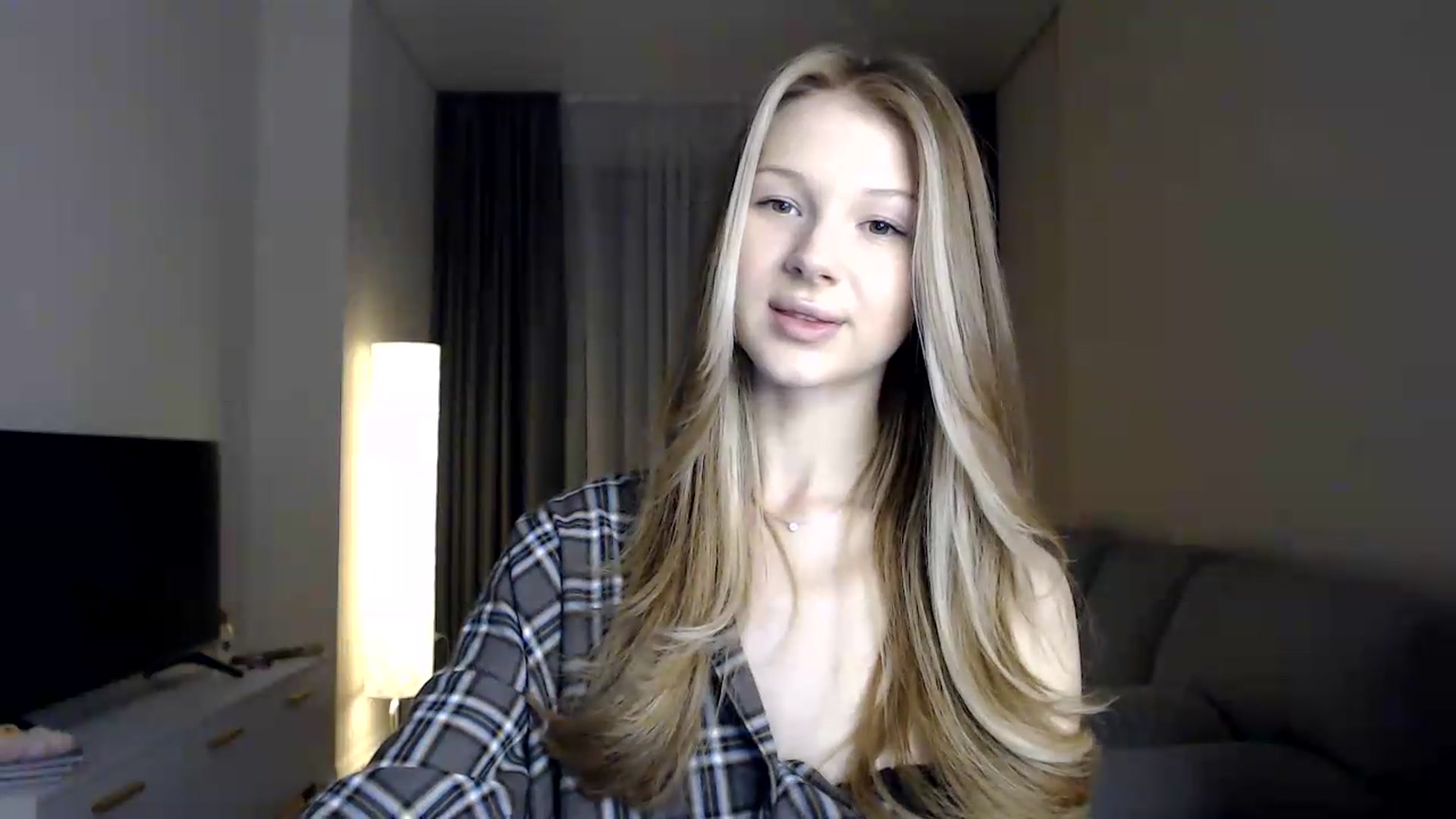 Gallery image thumbnail from CuteBlonde's myfreecams stream on, 06/26/2026, 20:32 image 11 of 20