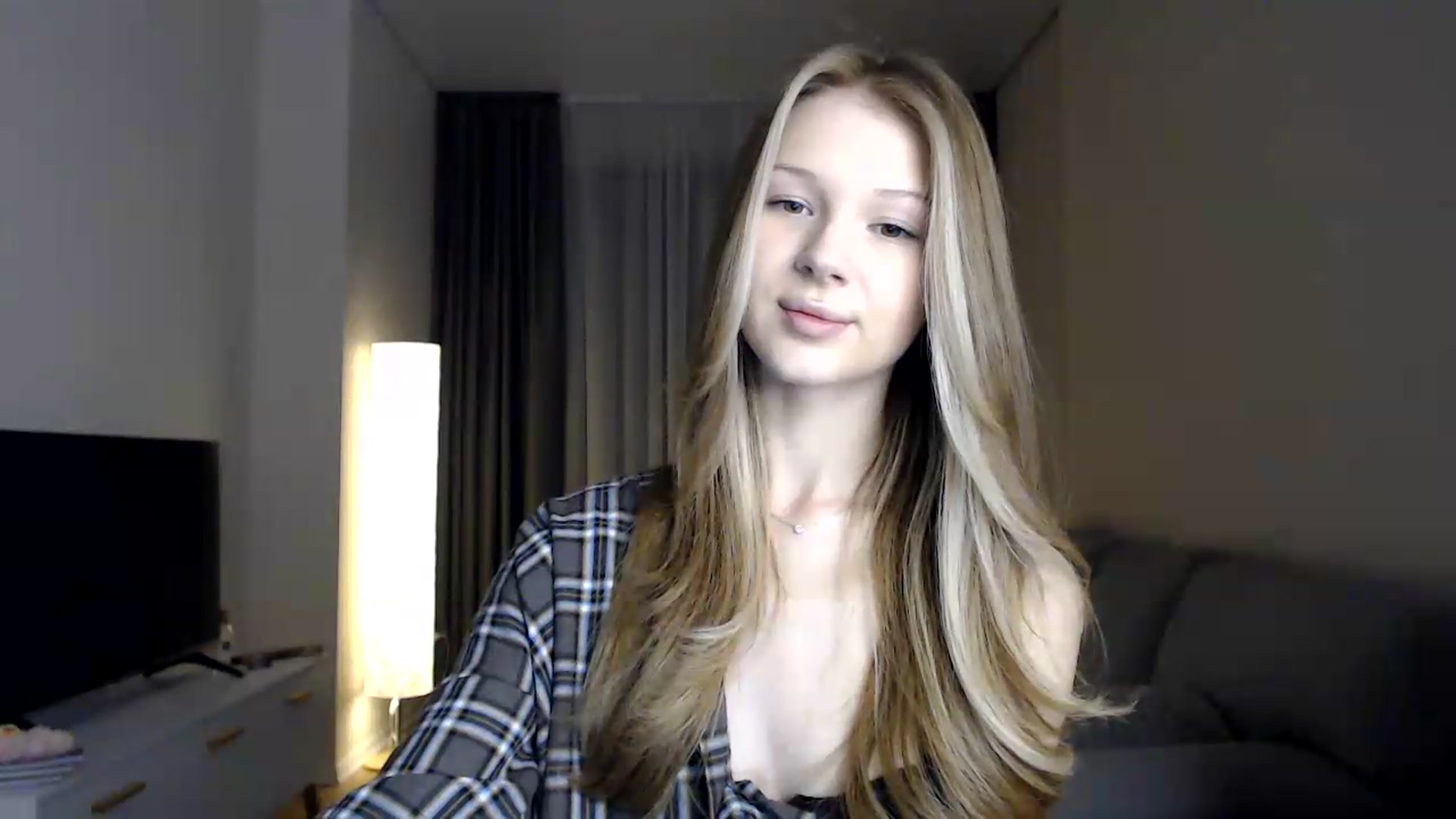Gallery image thumbnail from CuteBlonde's myfreecams stream on, 06/26/2026, 20:32 image 12 of 20