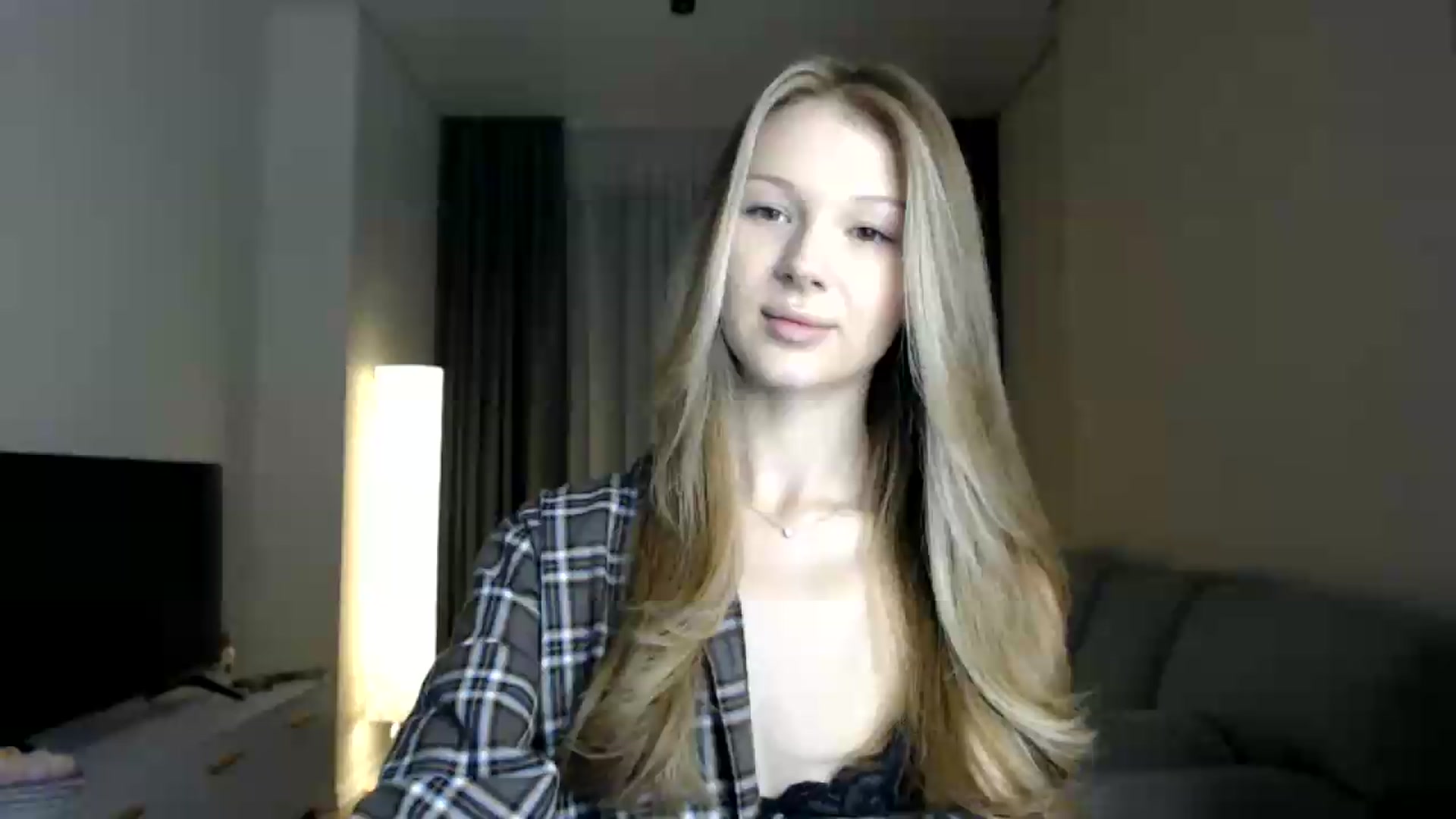 Gallery image thumbnail from CuteBlonde's myfreecams stream on, 06/26/2026, 20:32 image 1 of 20