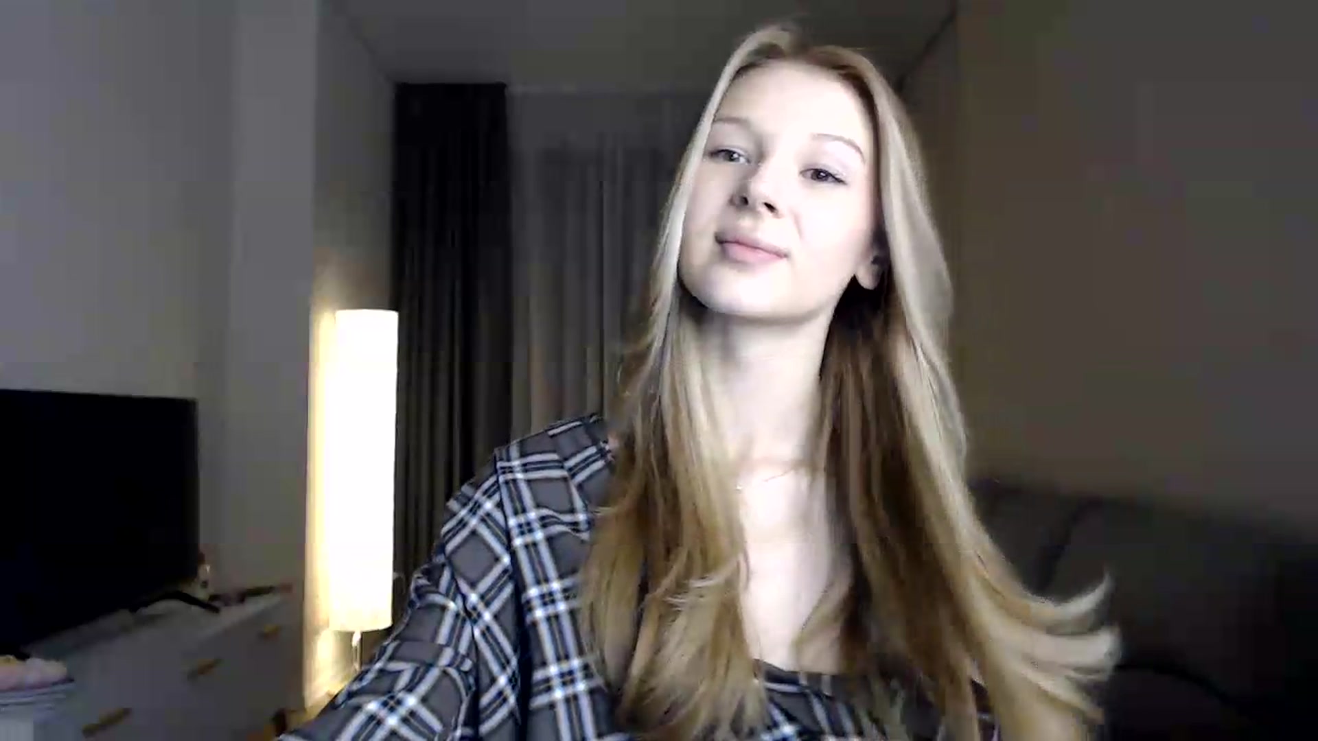 Gallery image thumbnail from CuteBlonde's myfreecams stream on, 06/26/2026, 20:32 image 6 of 20