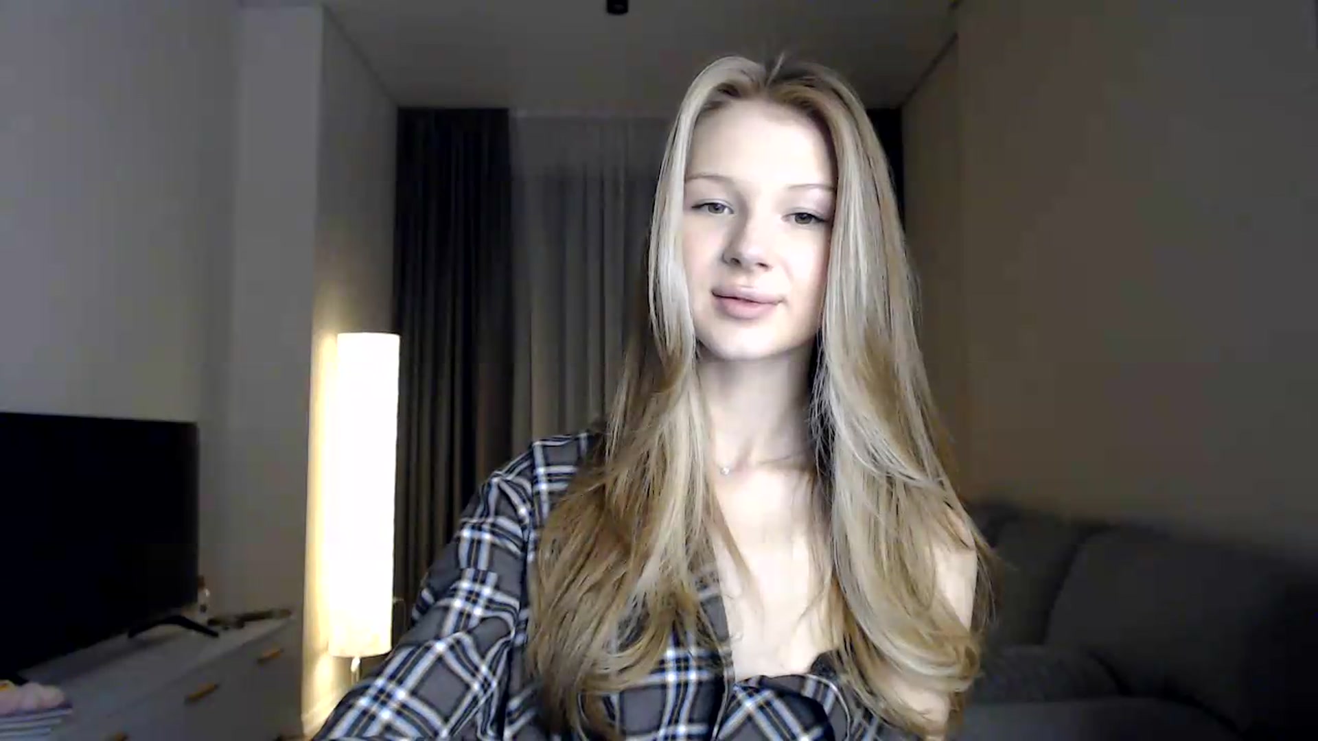 Gallery image thumbnail from CuteBlonde's myfreecams stream on, 06/26/2026, 21:09 image 20 of 20