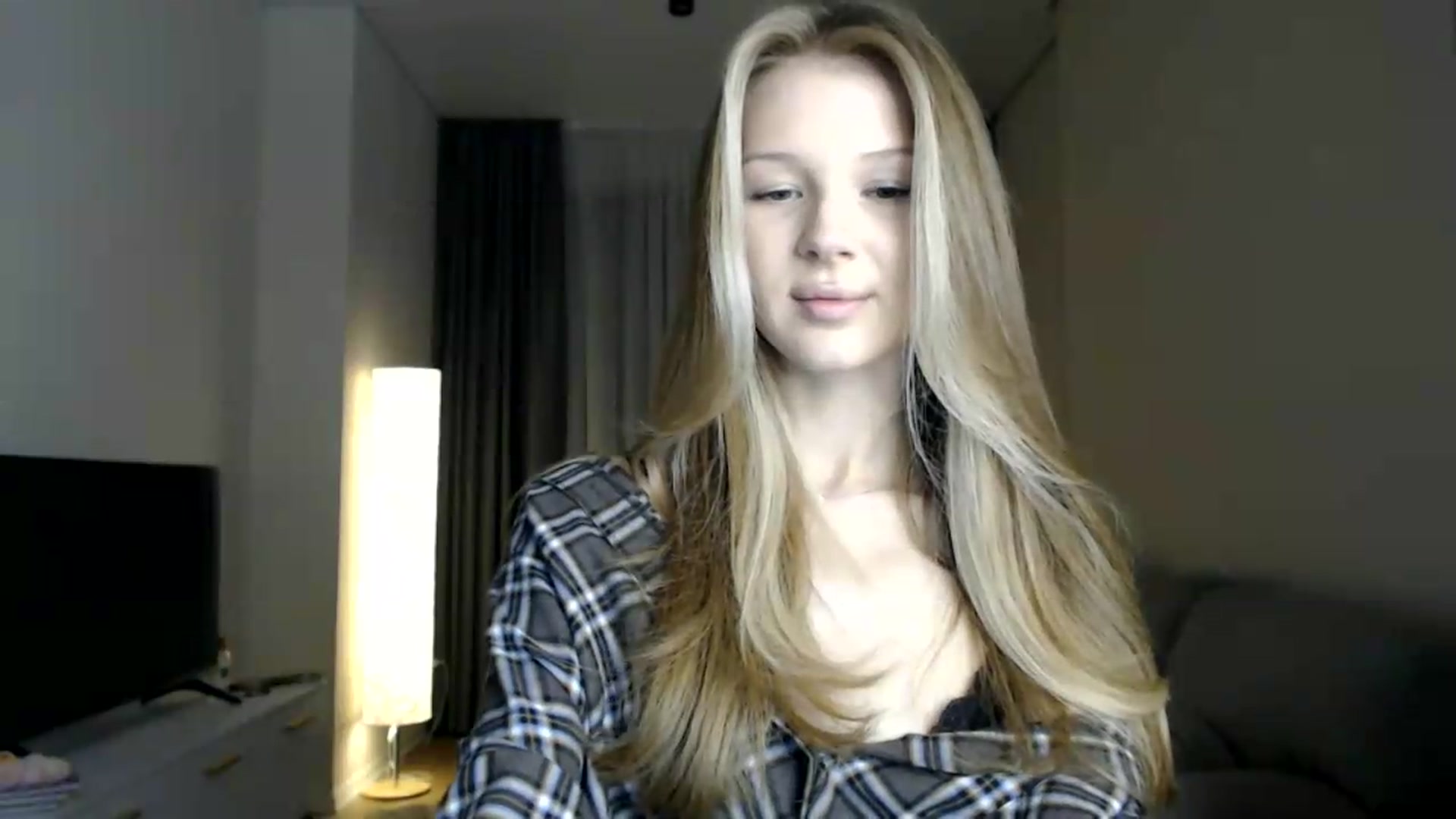 Gallery image thumbnail from CuteBlonde's myfreecams stream on, 06/26/2026, 21:09 image 8 of 20