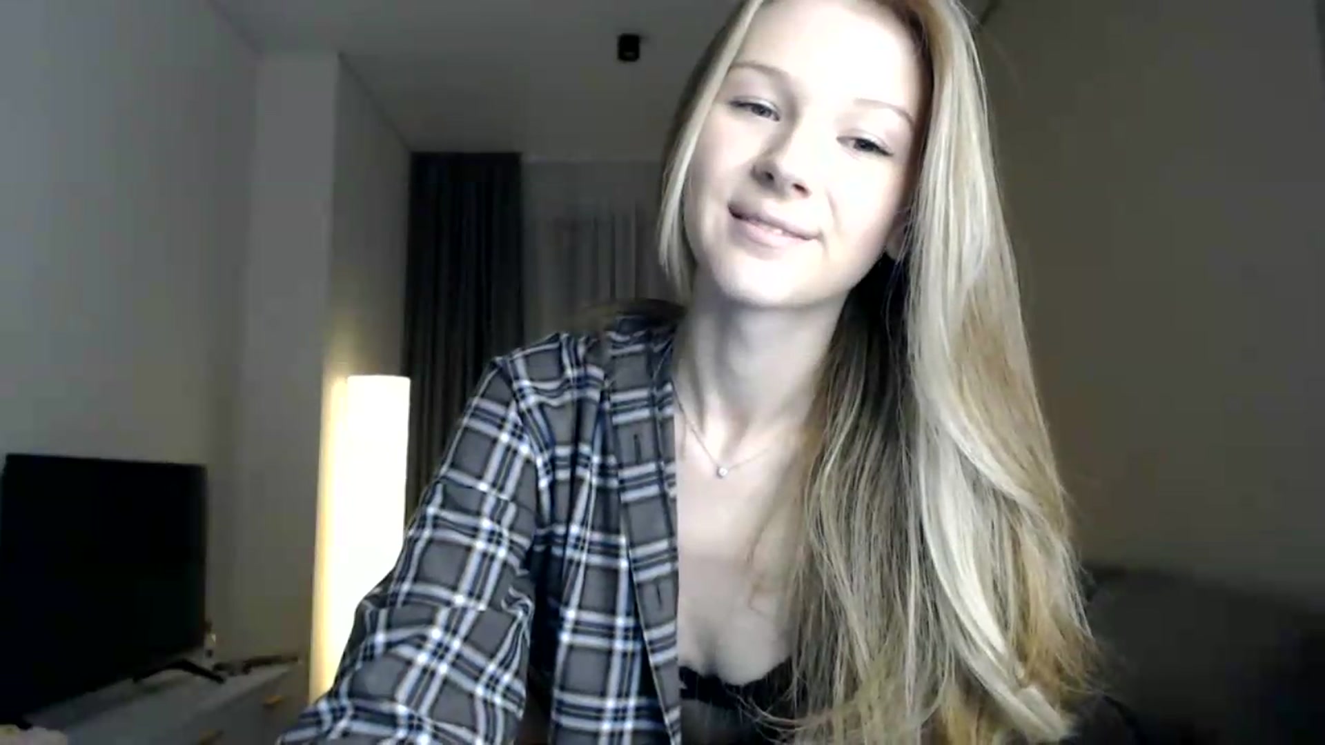 Gallery image thumbnail from CuteBlonde's myfreecams stream on, 06/26/2026, 21:09 image 3 of 20