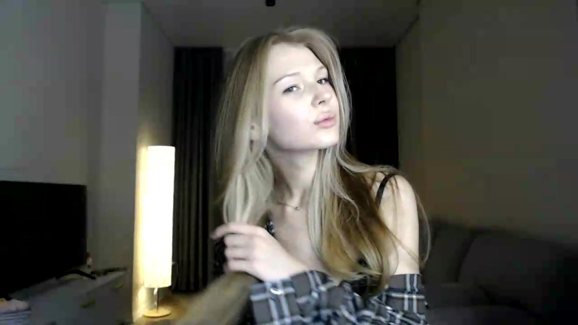 Gallery image thumbnail from CuteBlonde's myfreecams stream on, 06/26/2026, 21:09 image 7 of 20