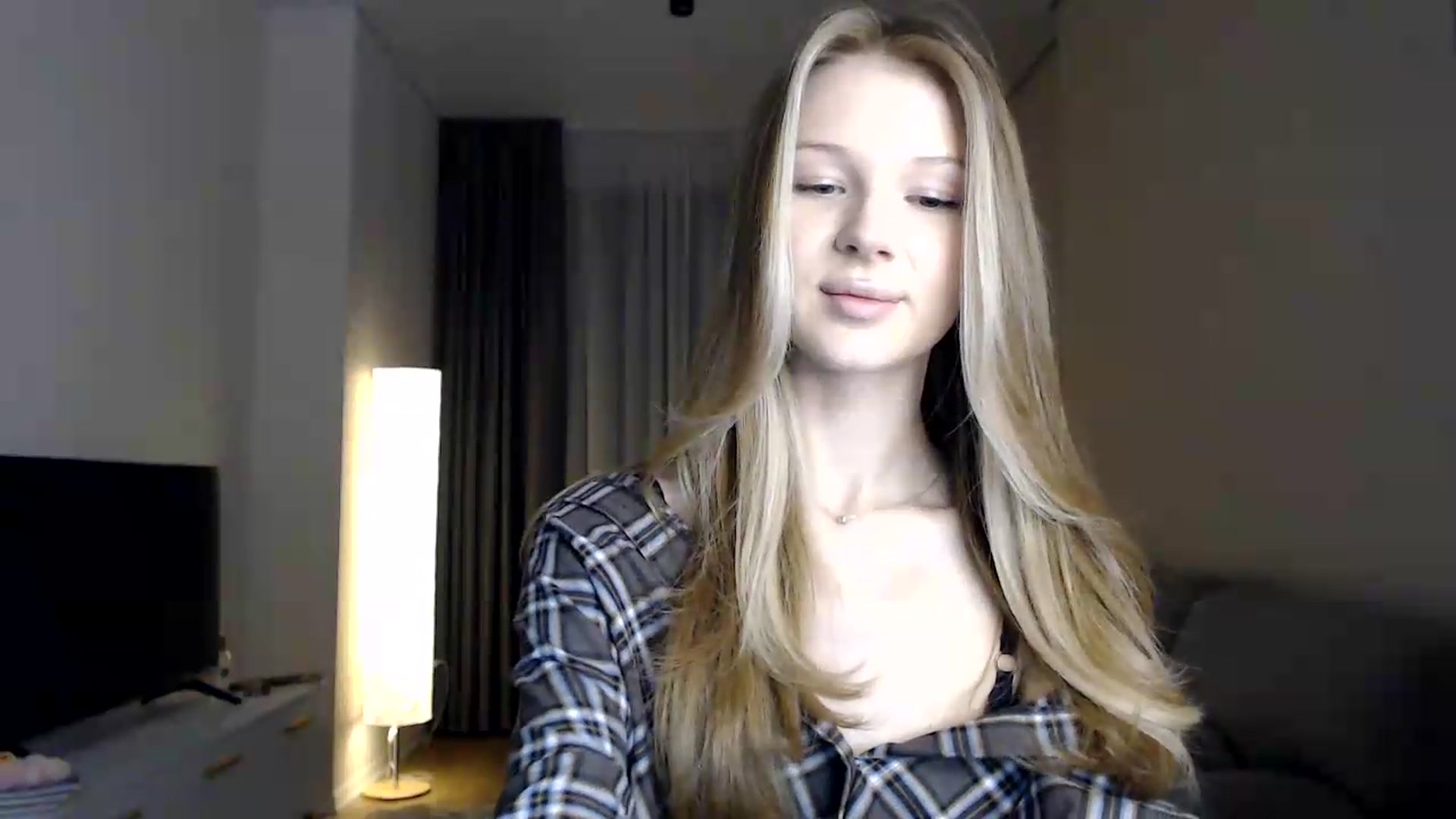 Gallery image thumbnail from CuteBlonde's myfreecams stream on, 06/26/2026, 21:09 image 11 of 20